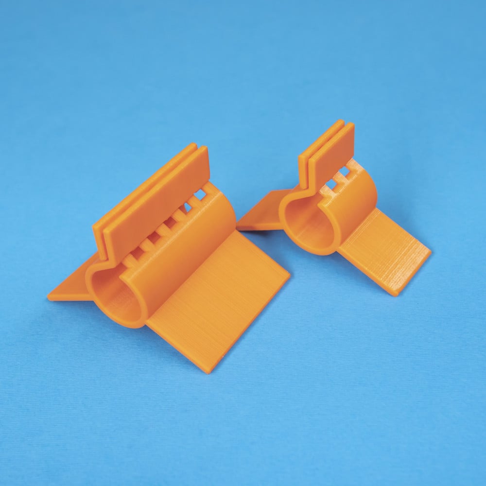 Compliant Stand Clips 3d model