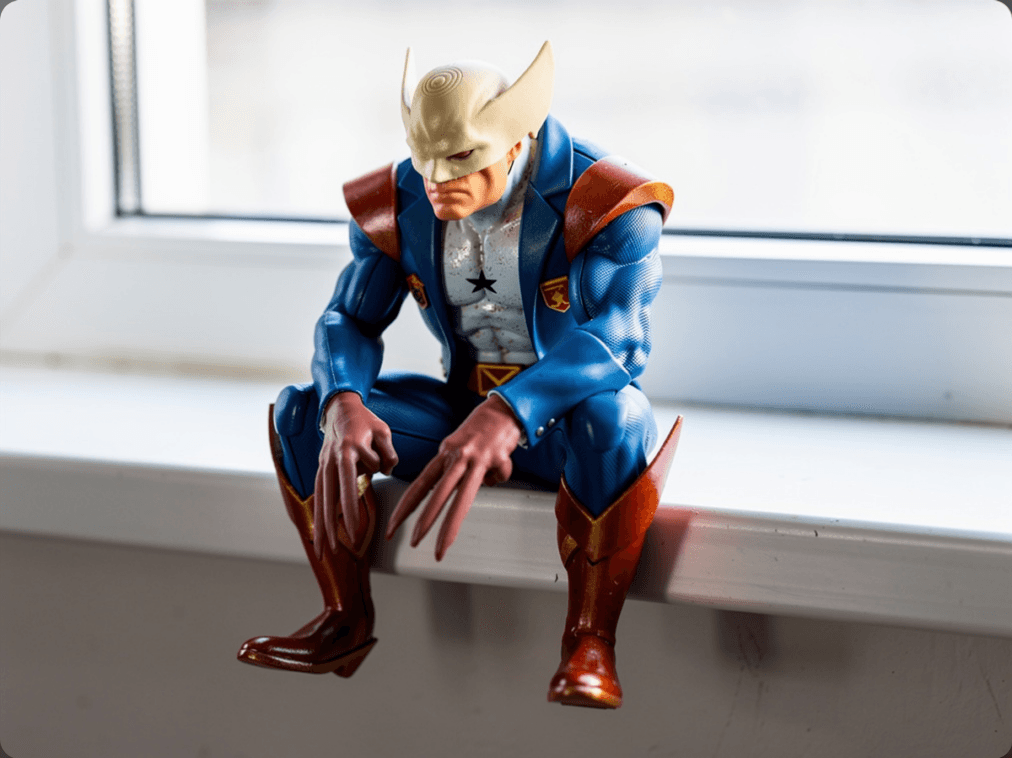 Wolverine sitting figurine 3d model