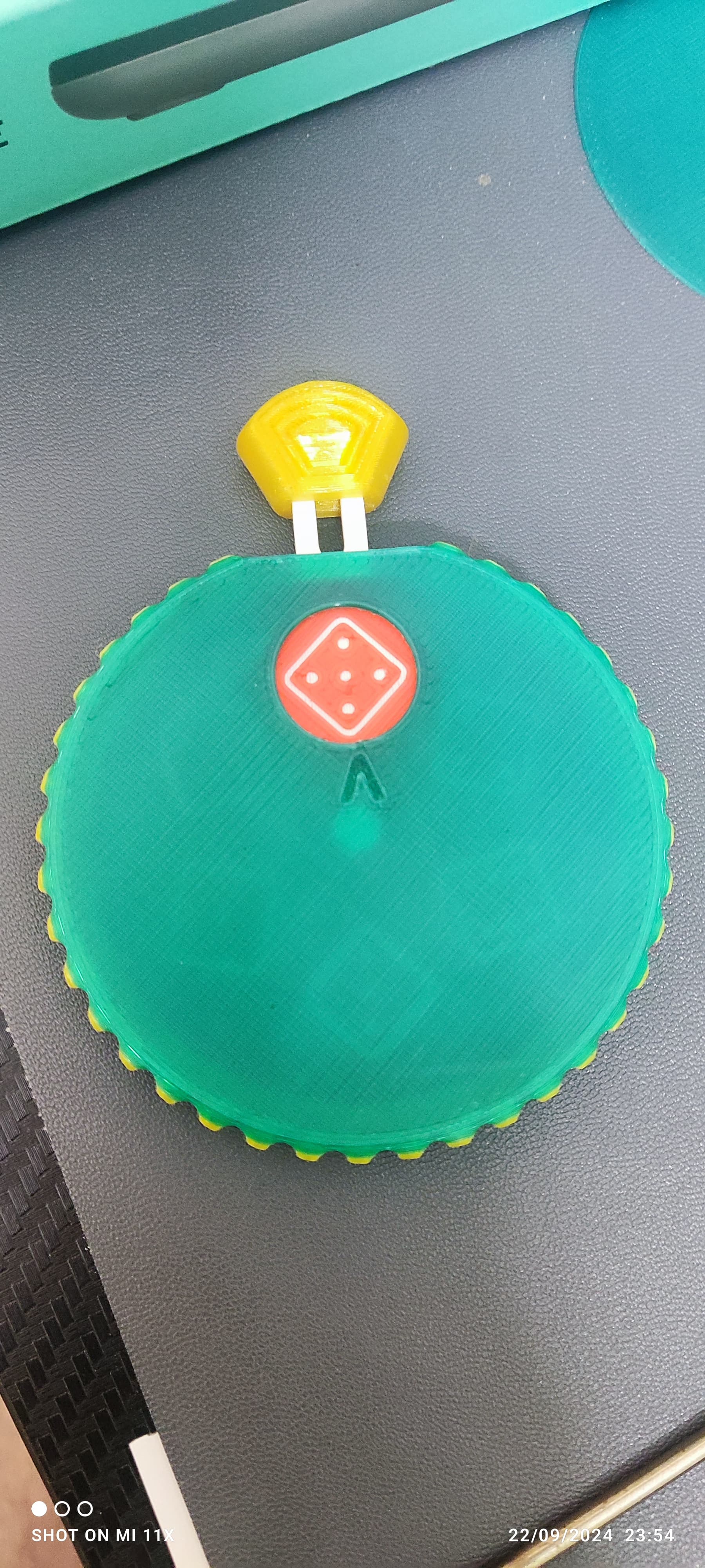 Manually Printed with
2 Layers Red + Balance White for Dice
10 Layers Translucent Green+ Balance Gold