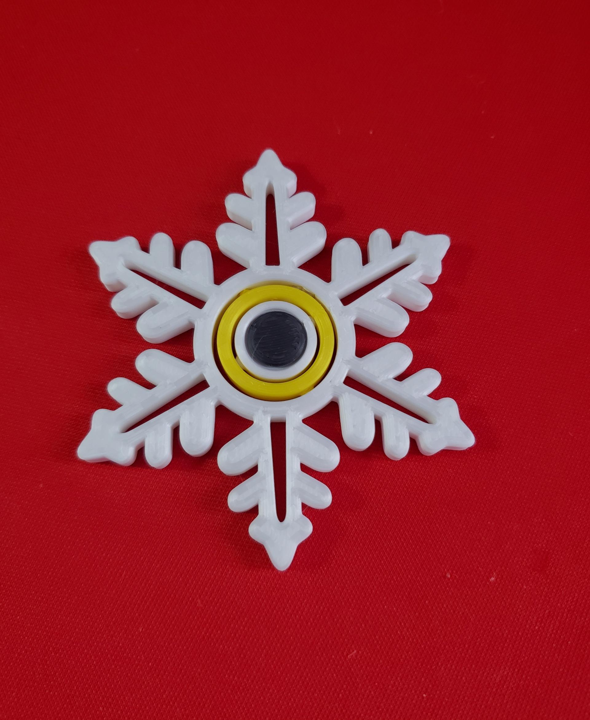 Snowflake Fidget Spinner (Hollowed) 3d model