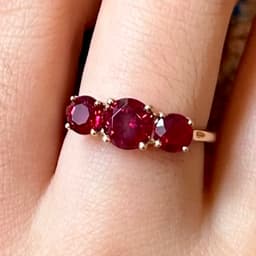 Three Round Brilliant Stone Enagement Ring.stl 3d model