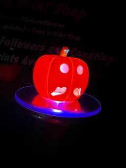 Speak no evil - Mittens version - Teal light Jack o lantern 3d model