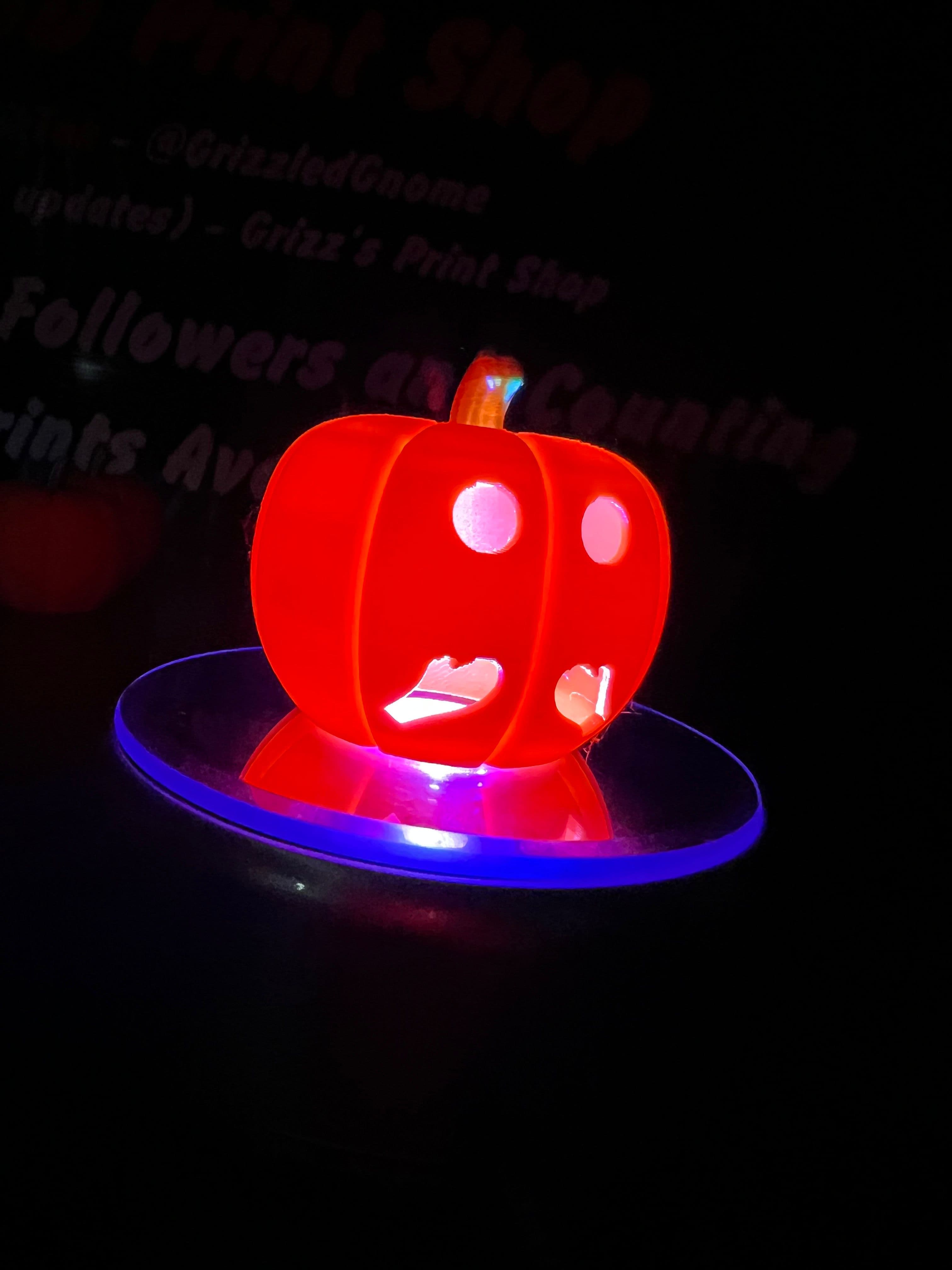 Speak no evil - Mittens version - Teal light Jack o lantern 3d model
