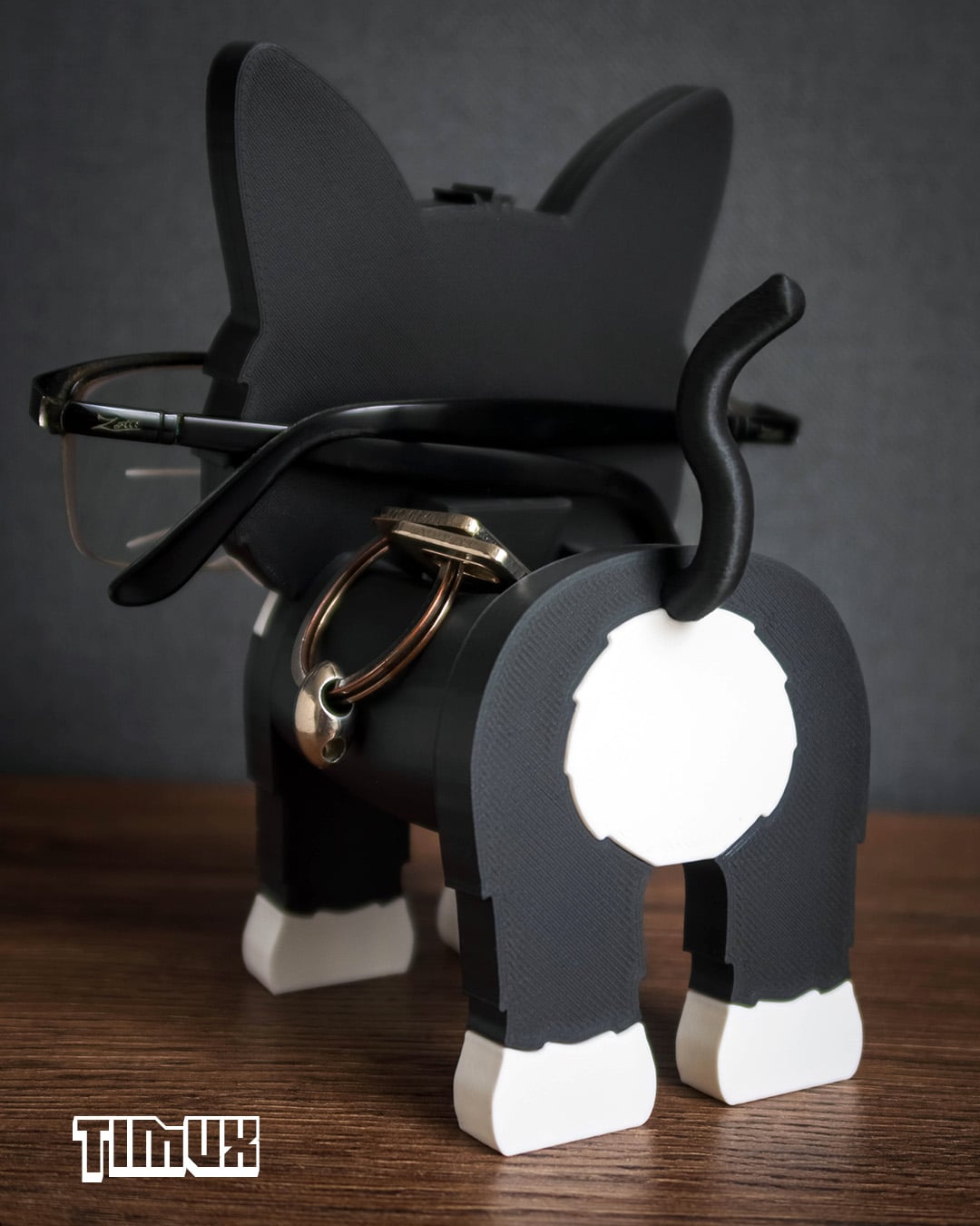 TUXEDO CAT GLASSES HOLDER 3d model