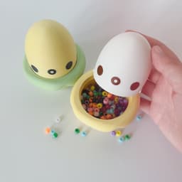 Banana Container and Keychain 3d model