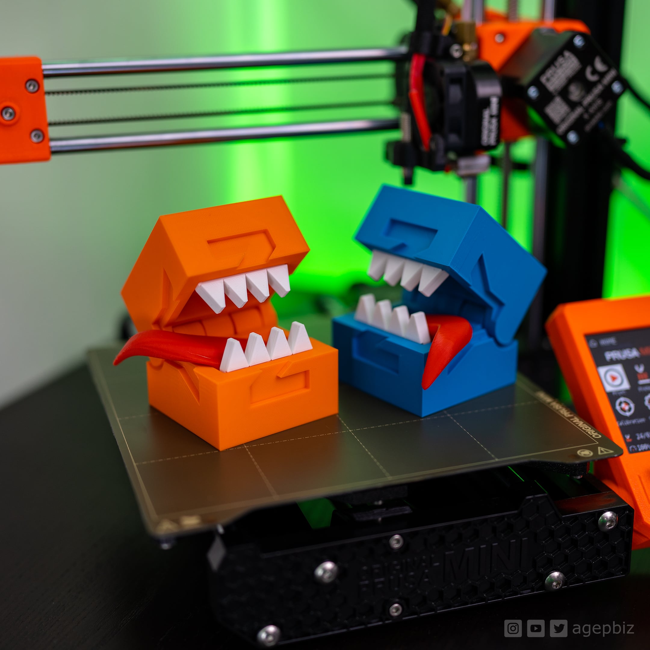 Hinged Calibration Cube Accessories 01 - 300% - 3d model
