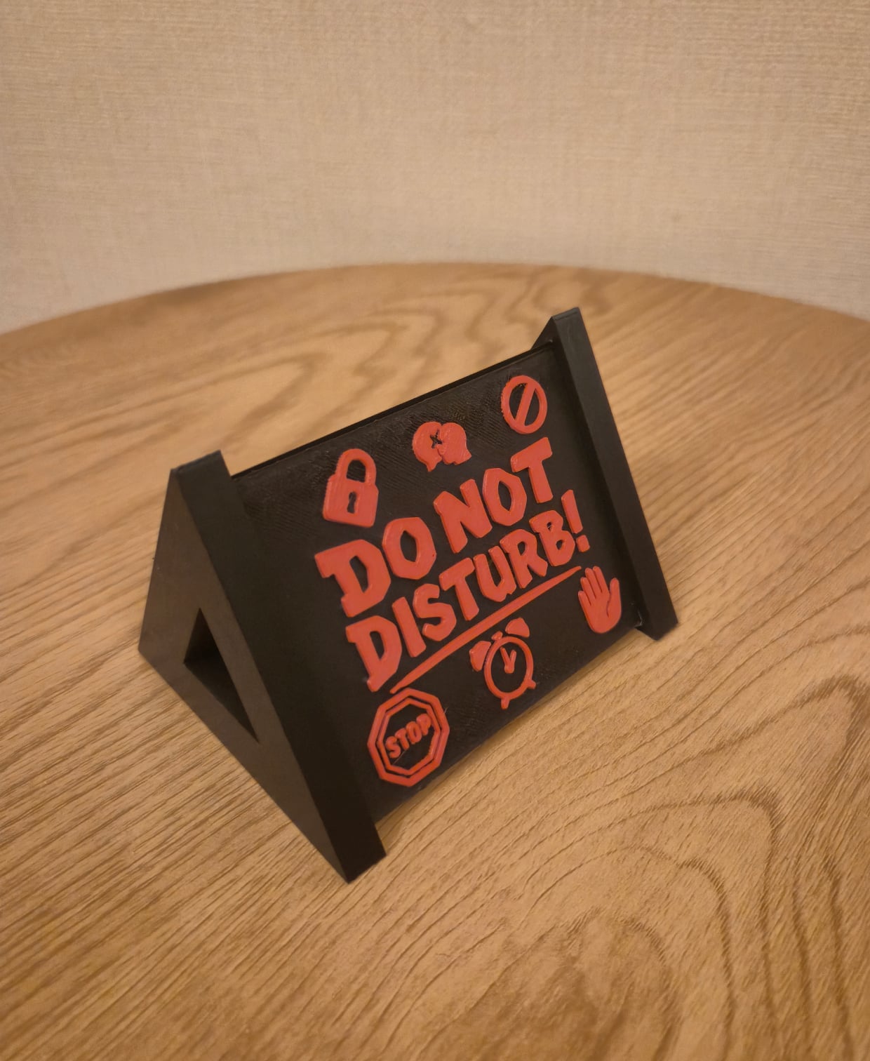 Reversible Do Not Disturb Desk Sign – 3-Sided Work Status Indicator 3d model