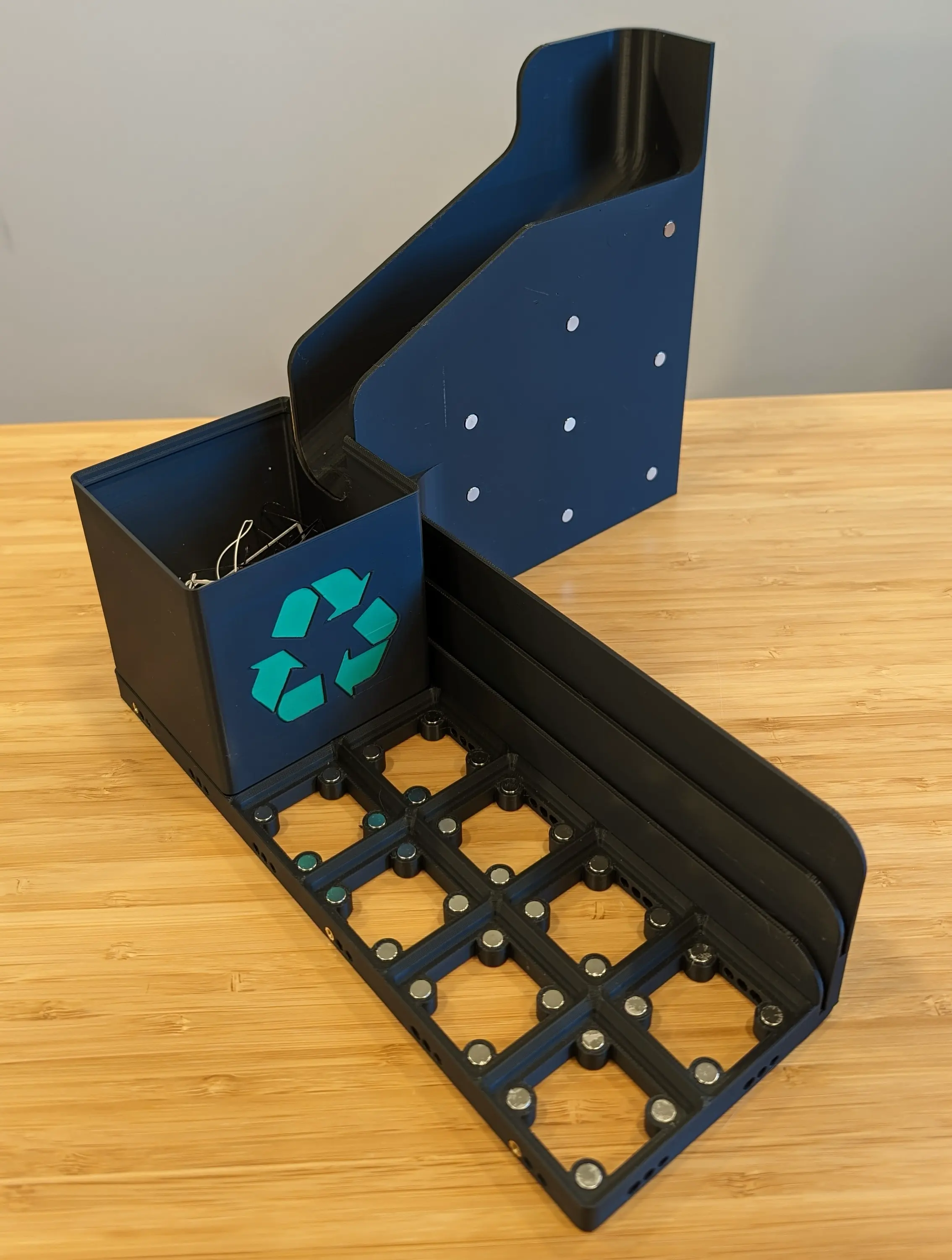 Bambu P1S X1C Poop Chute with Gridfinity Baseplate and "Loo" Bin 3d model