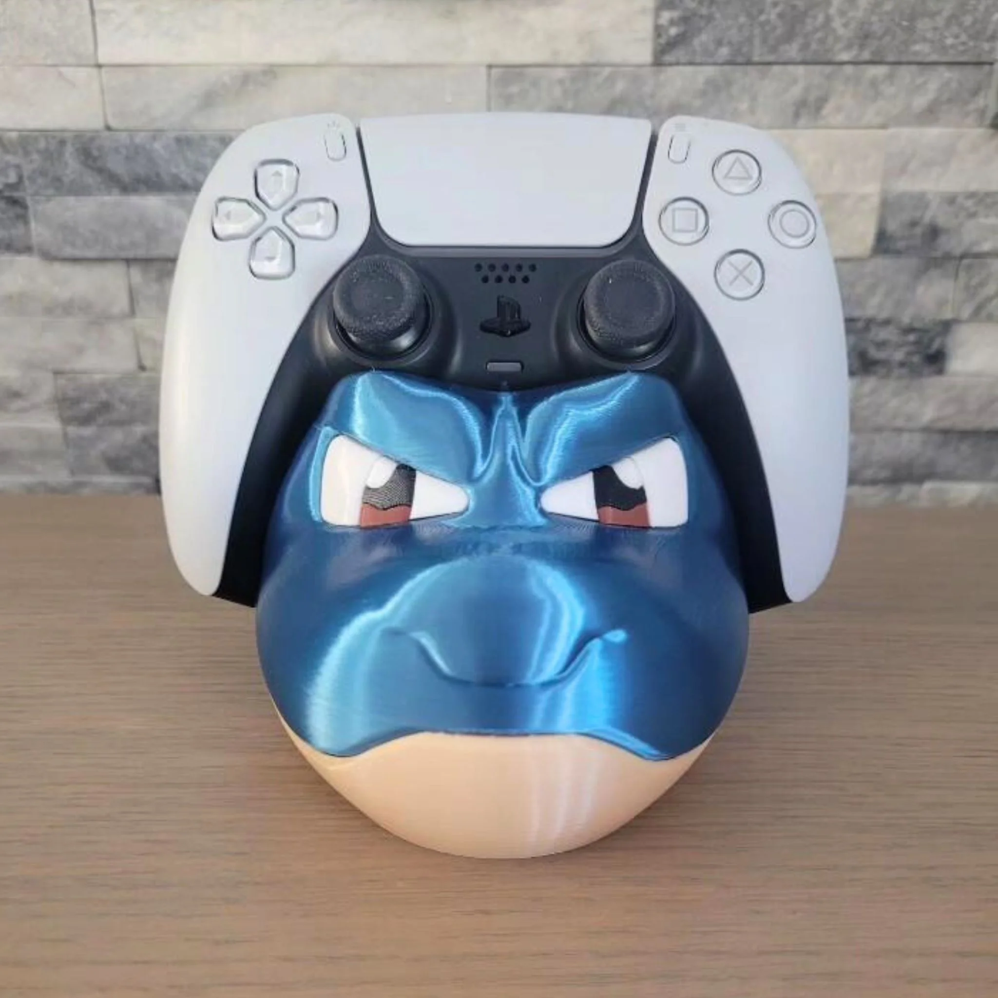 BLASTOISE HOLDER CONTROLLER - BY COLORS 3d model