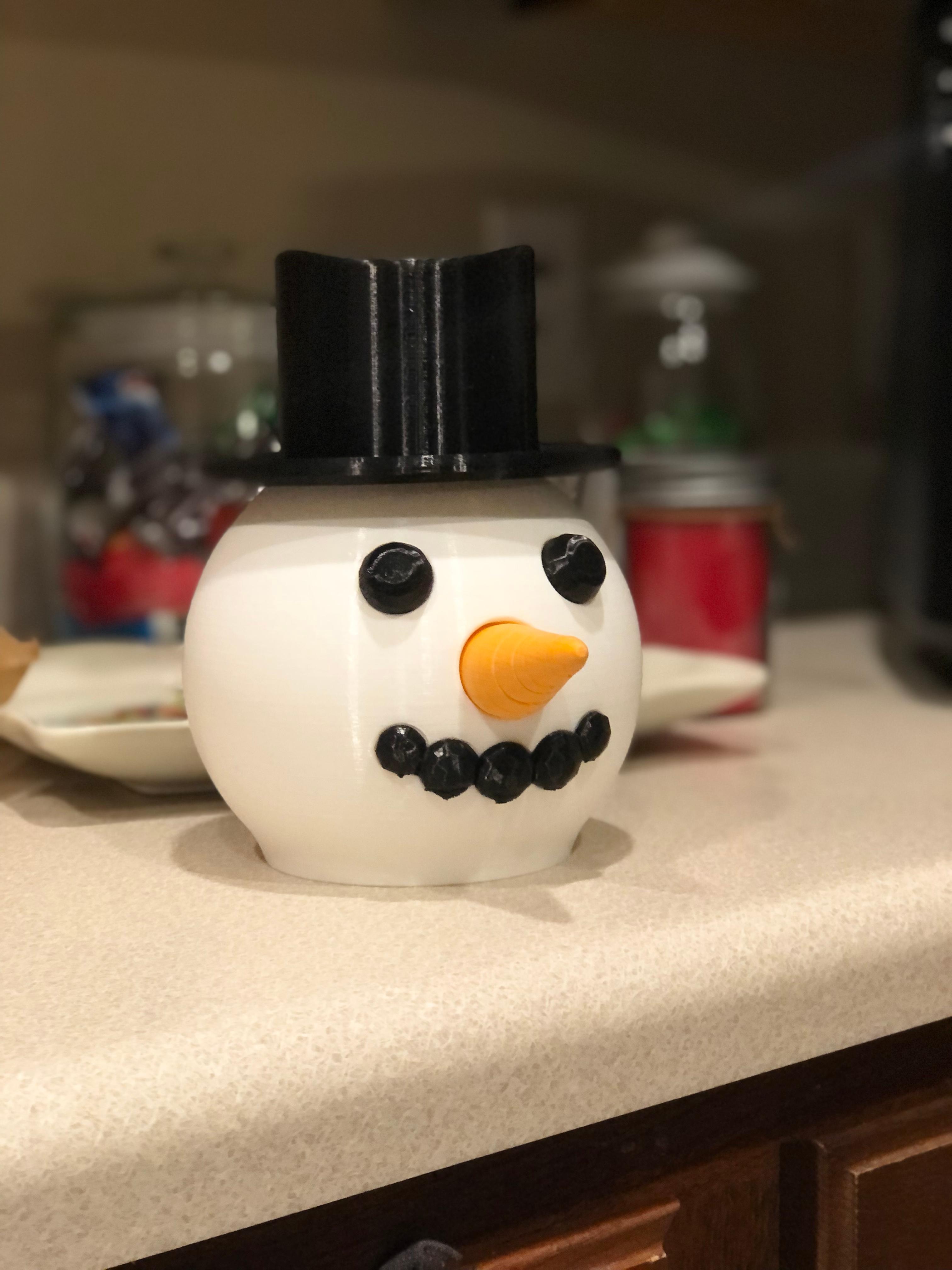 Christmas Snowman Can Cup - Xmas Snowpal 12oz Can Koozie! - This was a fun print. Took me a few times to get the nose printed but overall it turned out great! - 3d model