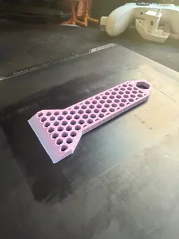 If only I had a scraper to get this print off my plate… SEND HELP!
;) great print! TY 3d model