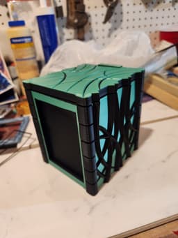 knotwork slide box _pre painted 3d model