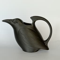 Raven Watering Can – Gothic Bird-Shaped Watering Can for Plants, Garden Decor 3d model