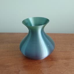 Spittoon Style Vase 3d model