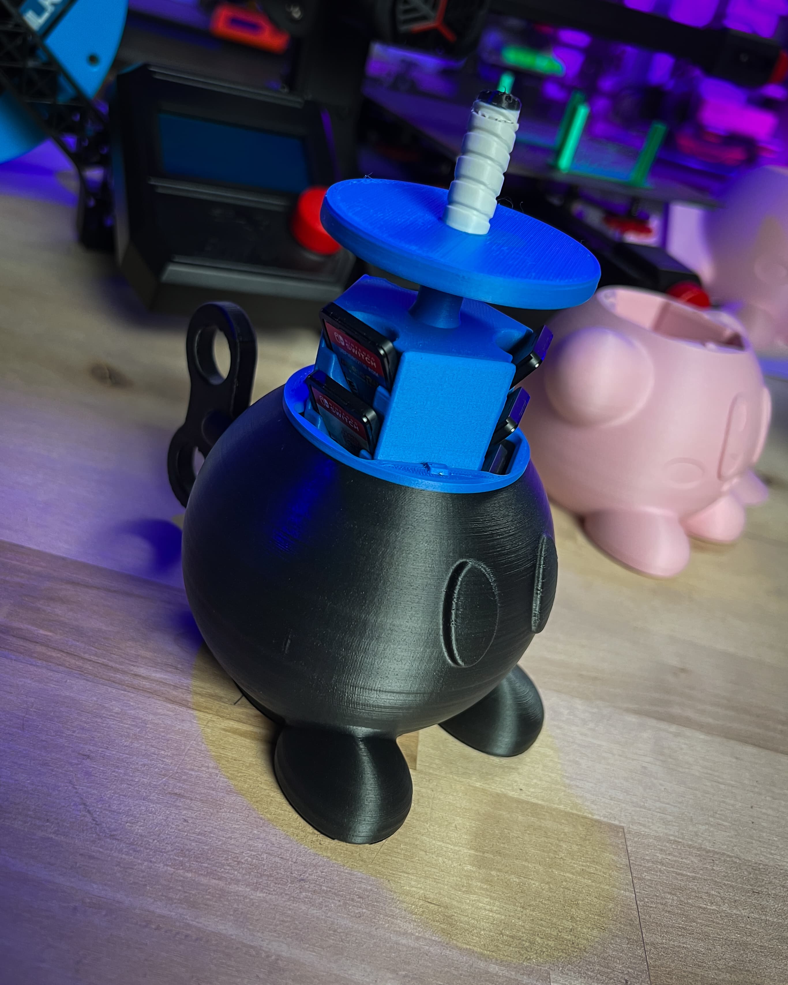 Bob-Omb Switch Cartridge Holder - Fun Nintendo Figure! 3d model
