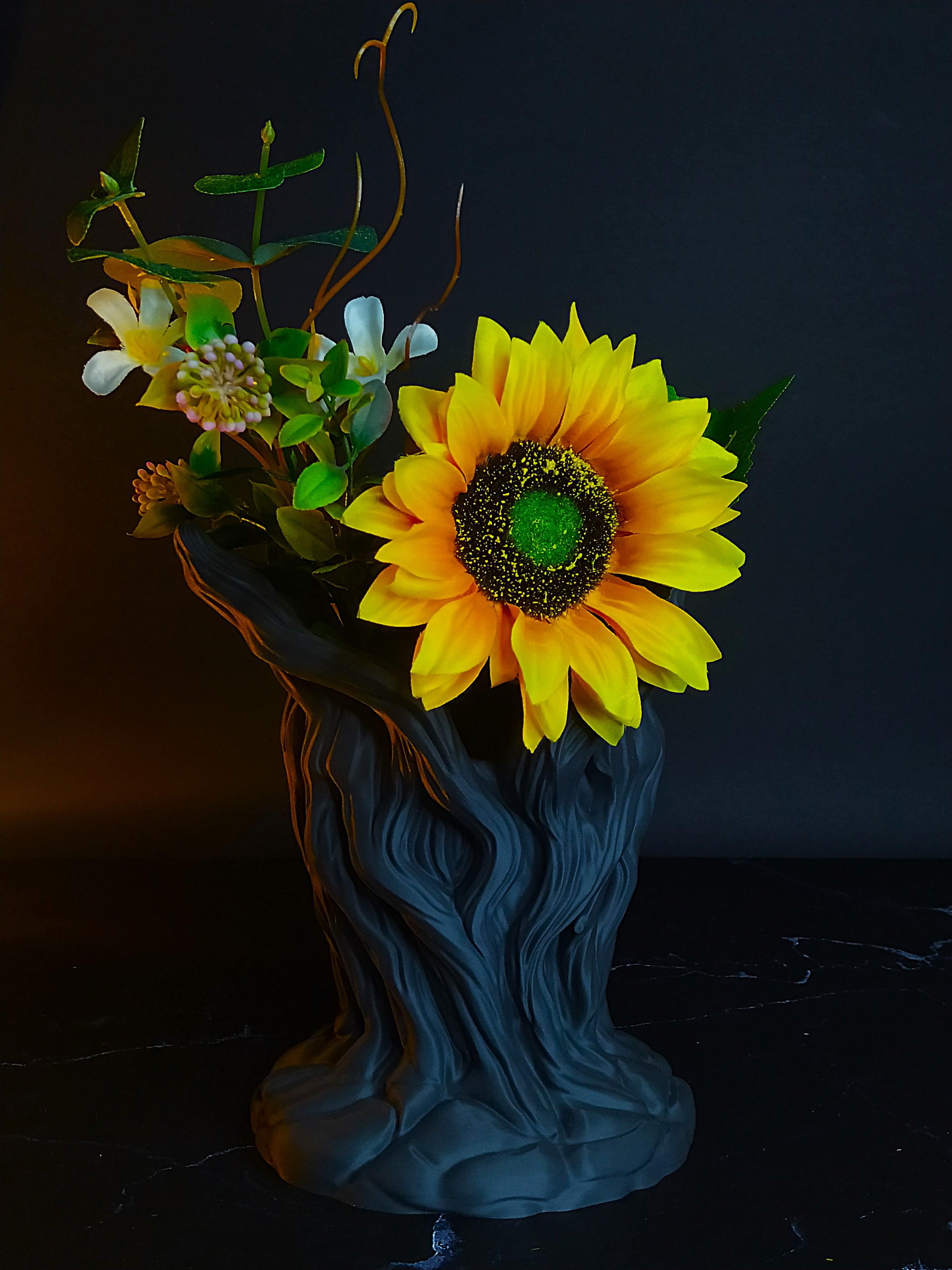 VASE OF REBIRTH - WILD SOUL - Fantasy Root Vase (200mm) - STL + 3MF 3d model