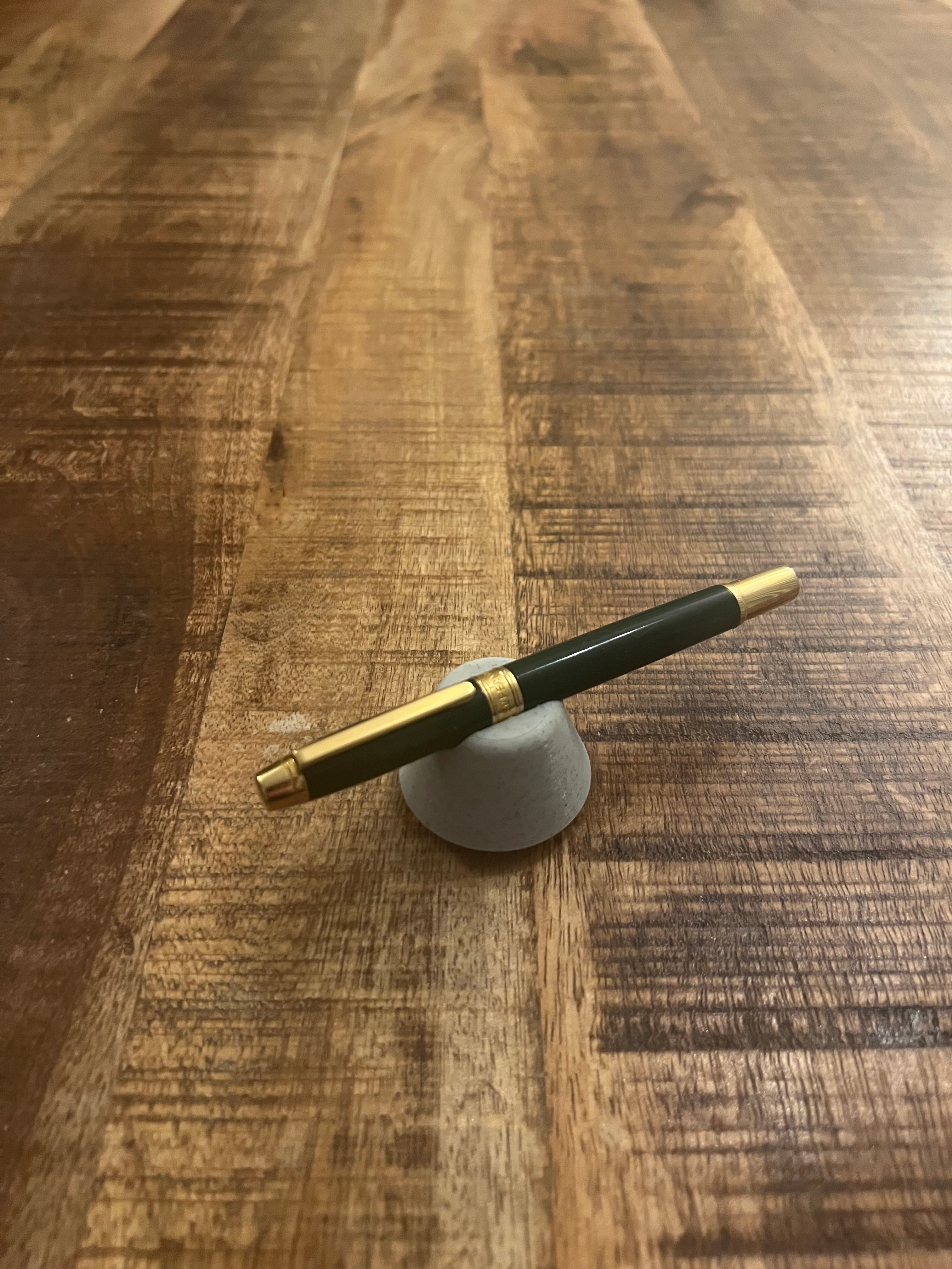 ∆ 005 - Supernote HOM Pen Stand 3d model