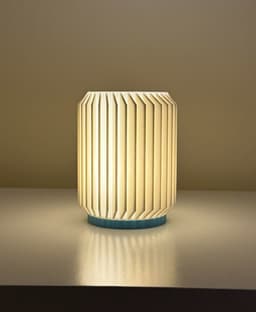 Small Table/Bedside Lamp - Iris 3d model