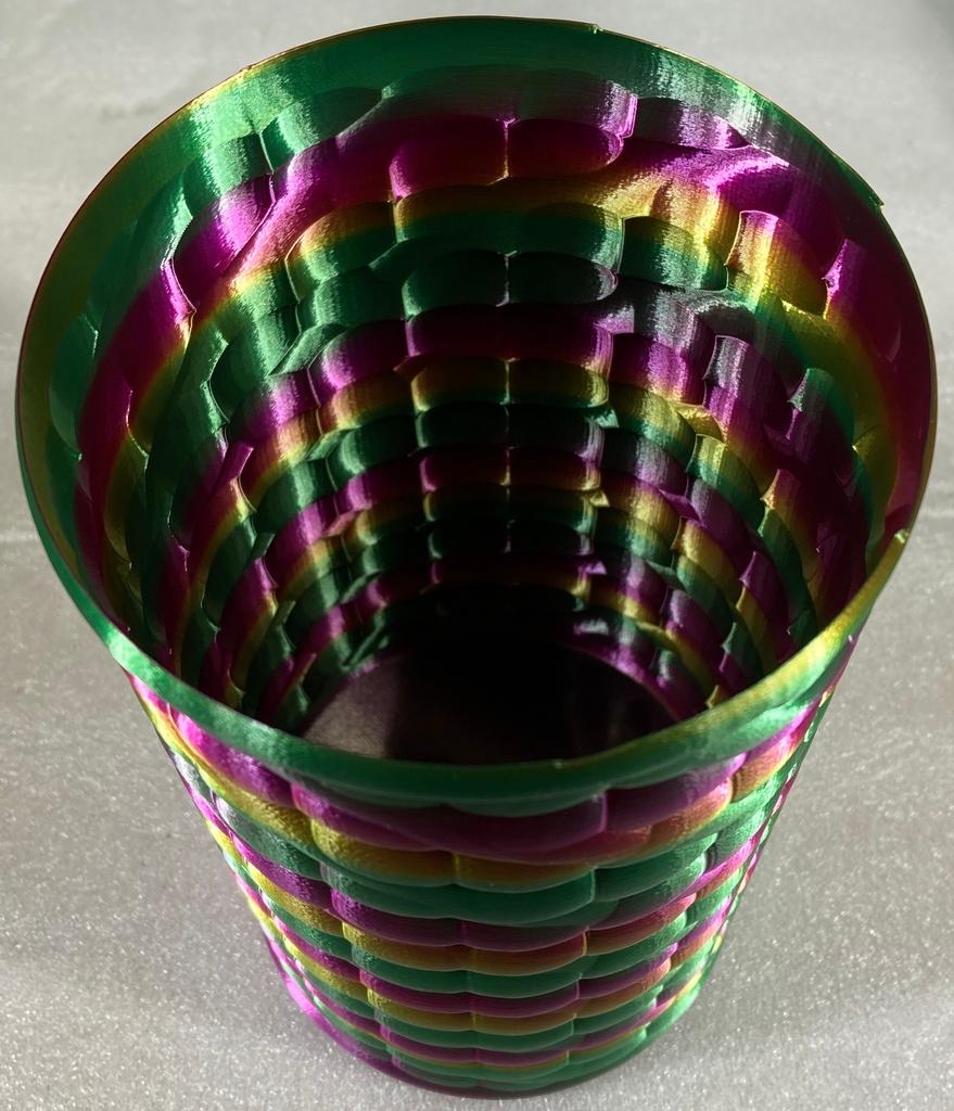 Elipsoid Woven Vase 3d model