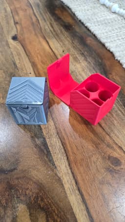 Free 10ml 2x2 Box – Print-in-Place Hinged Storage 3d model