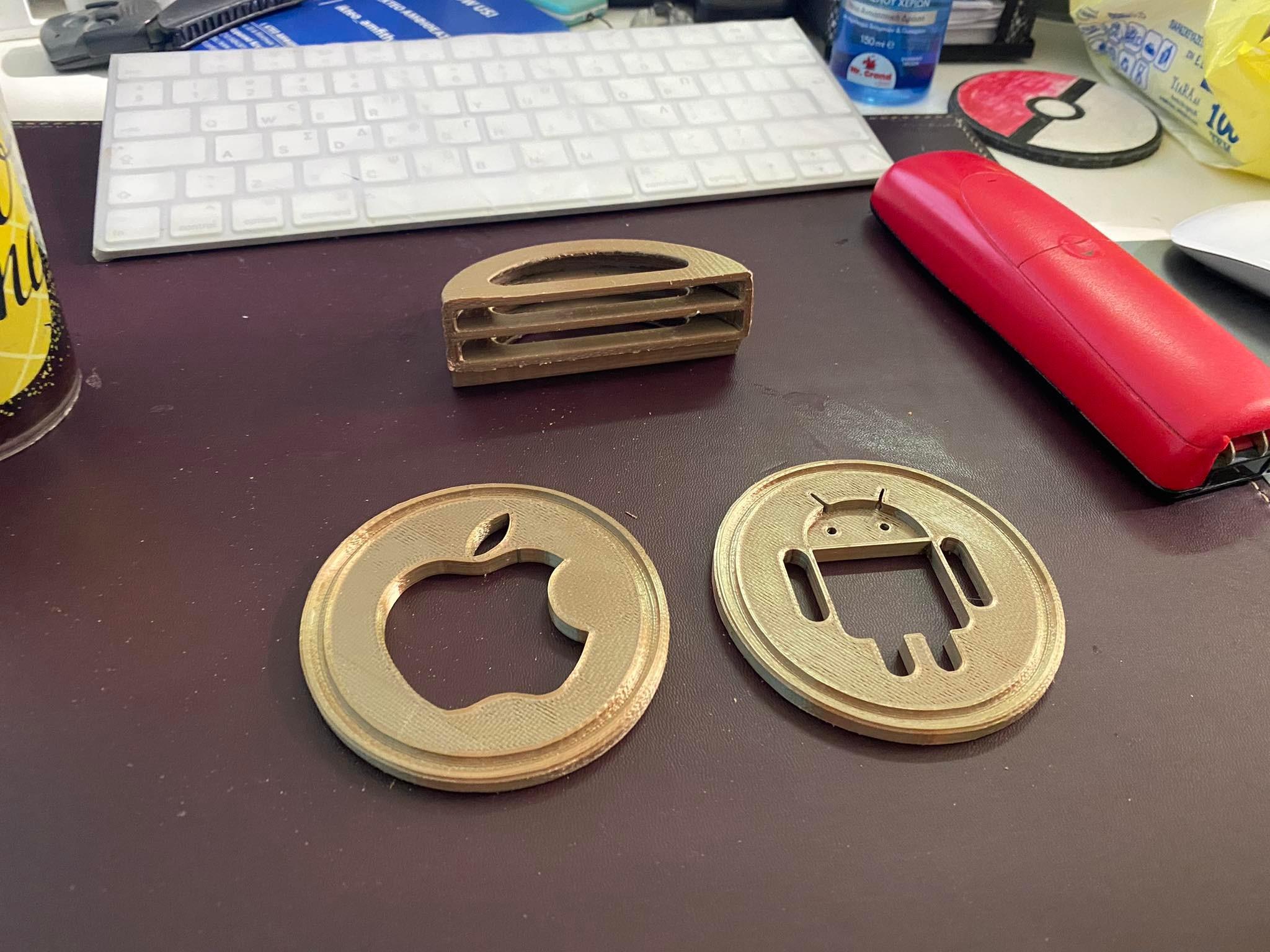 Apple and Android coasters 3d model