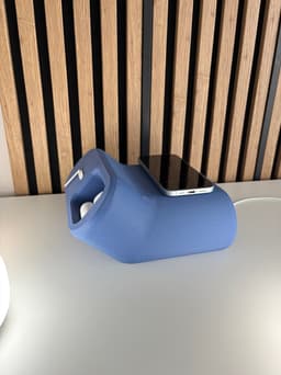 Modern Clock Organizer - with MagSafe for Wireless Charging 3d model