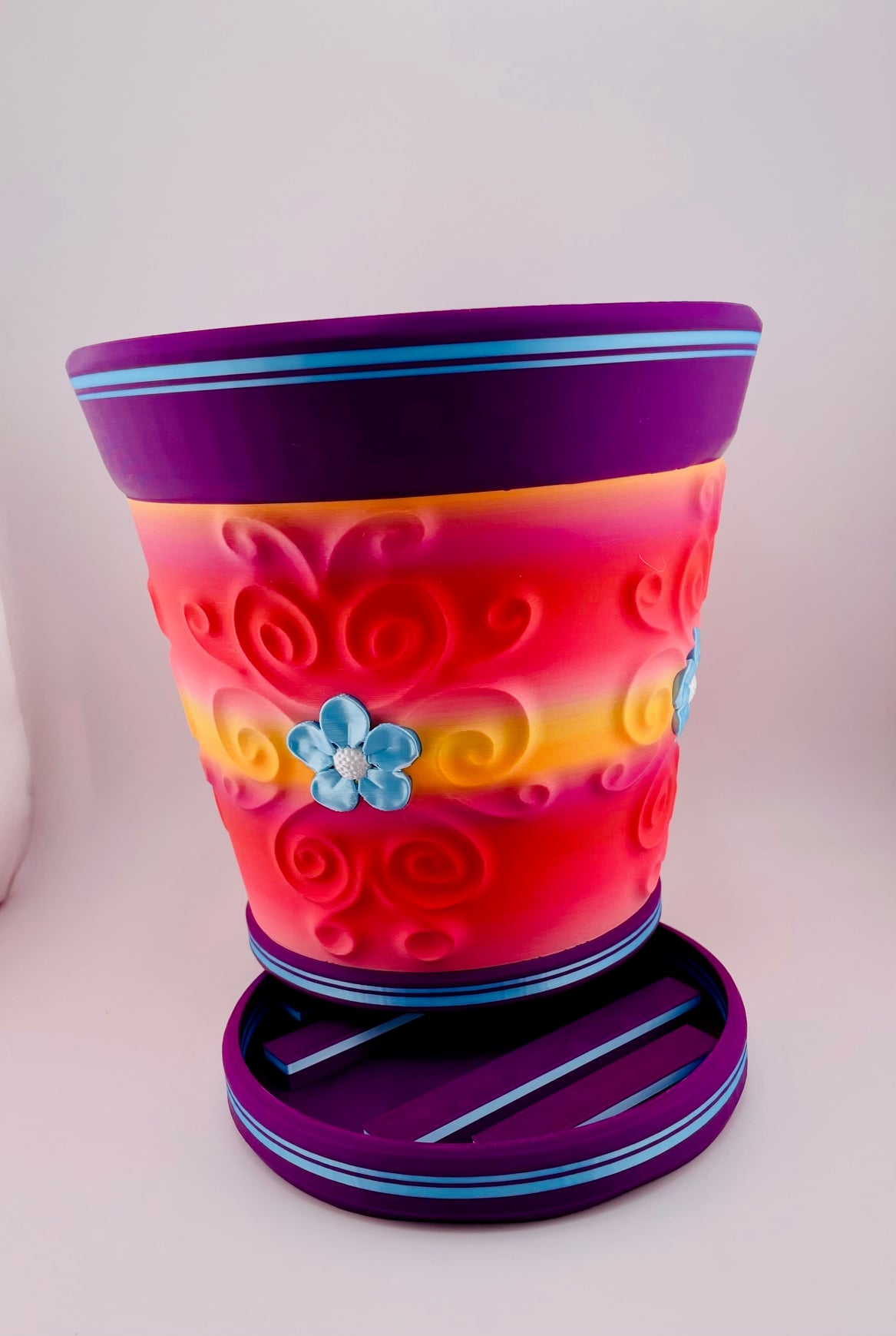 Carved 4 Flower Filigree Pot 3d model
