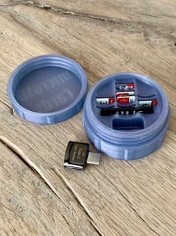 MicroSD Card holder v2 3d model