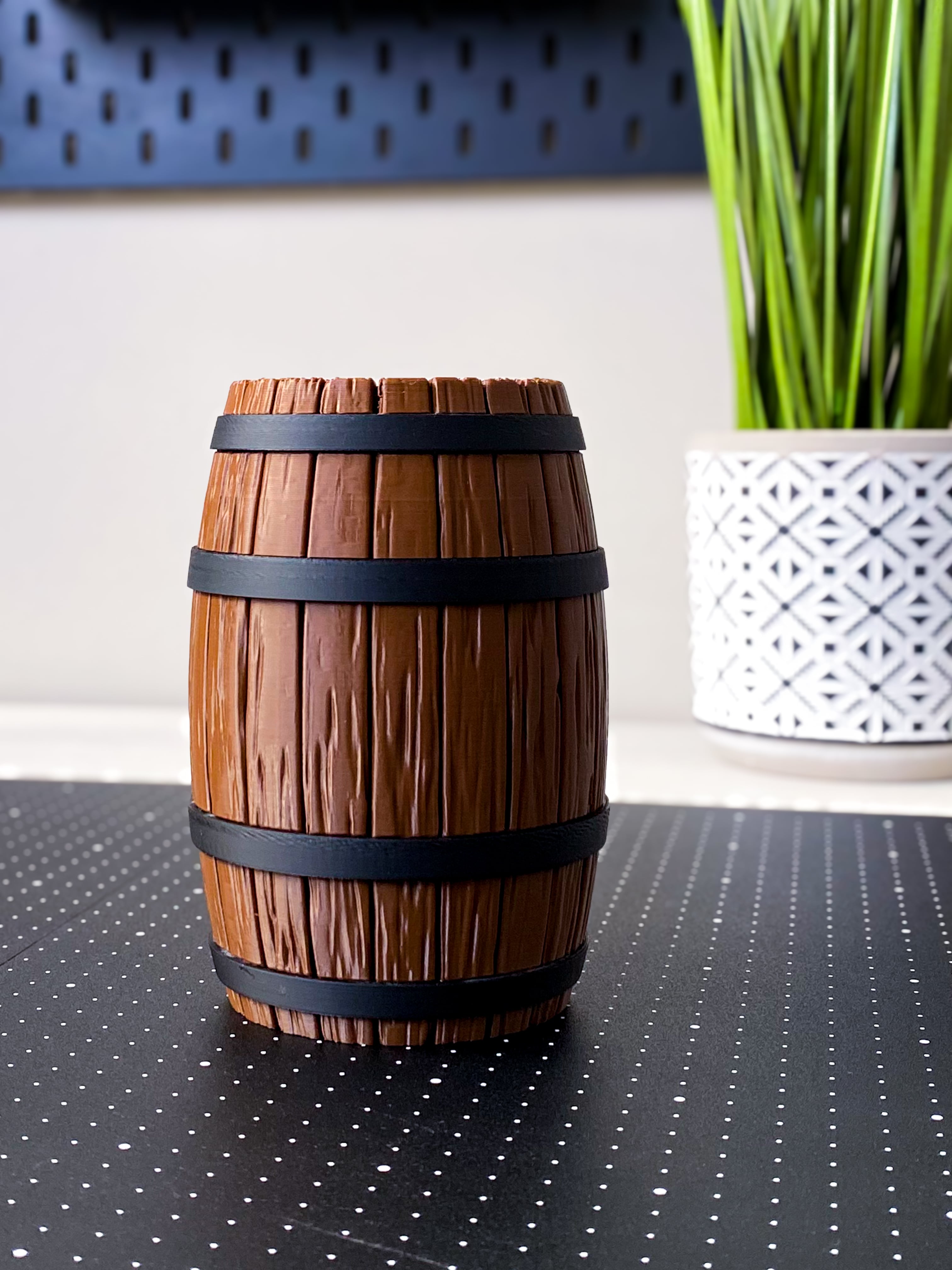Wood Barrel Desk Lamp 3d model