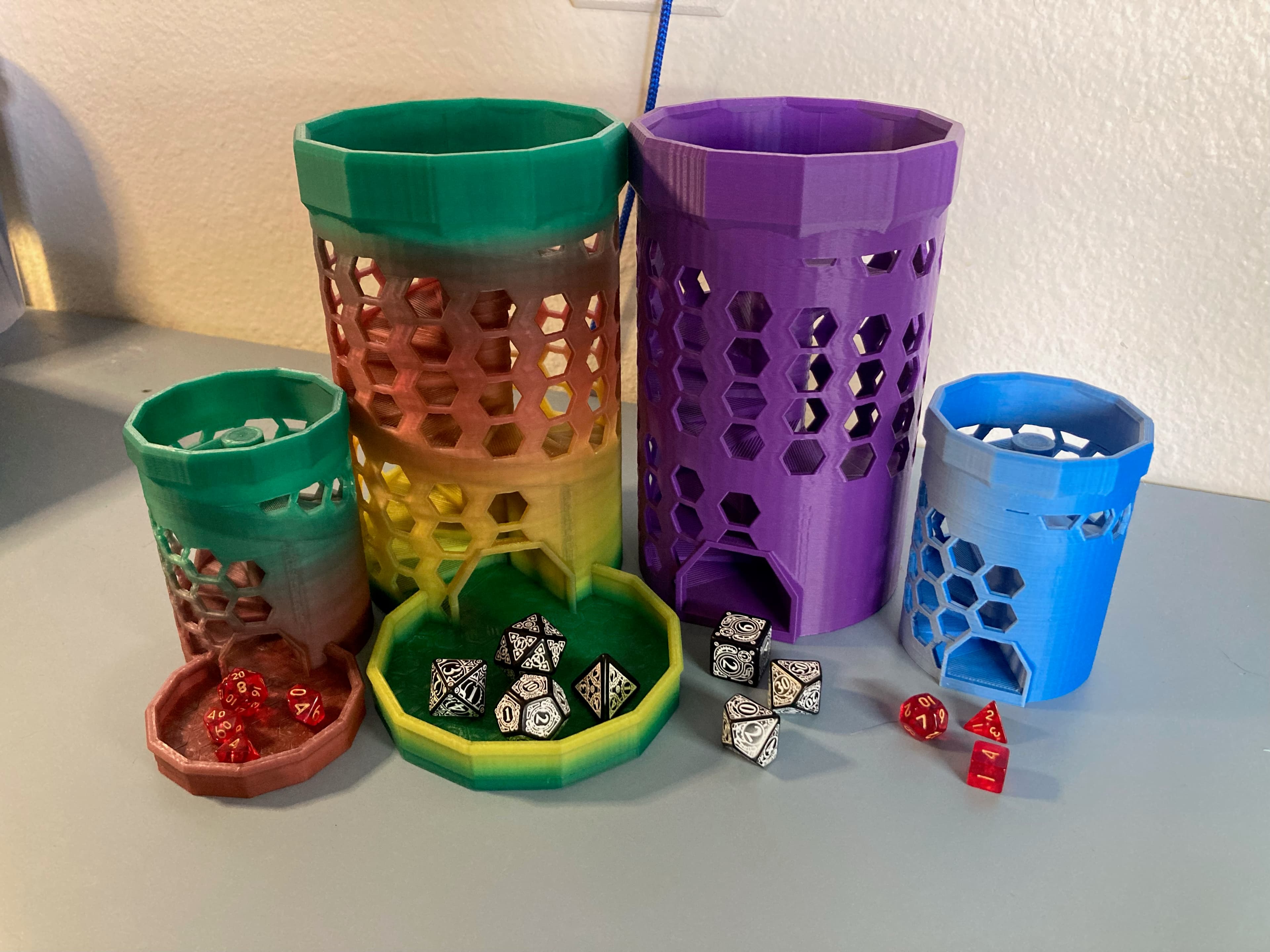 The Hive v2 - Supportless Dice Tower 3d model