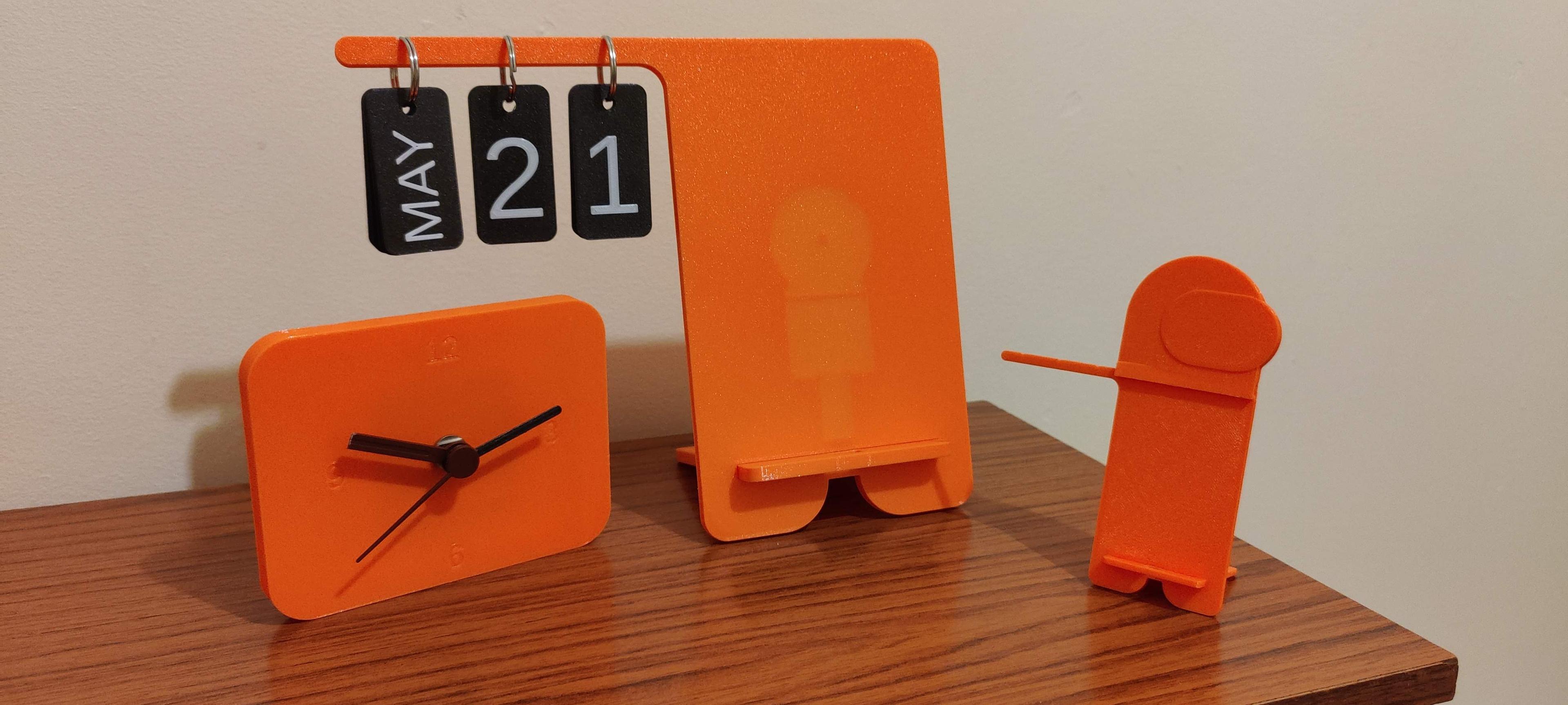 Customizable clock calendar with phone stand. 3d model