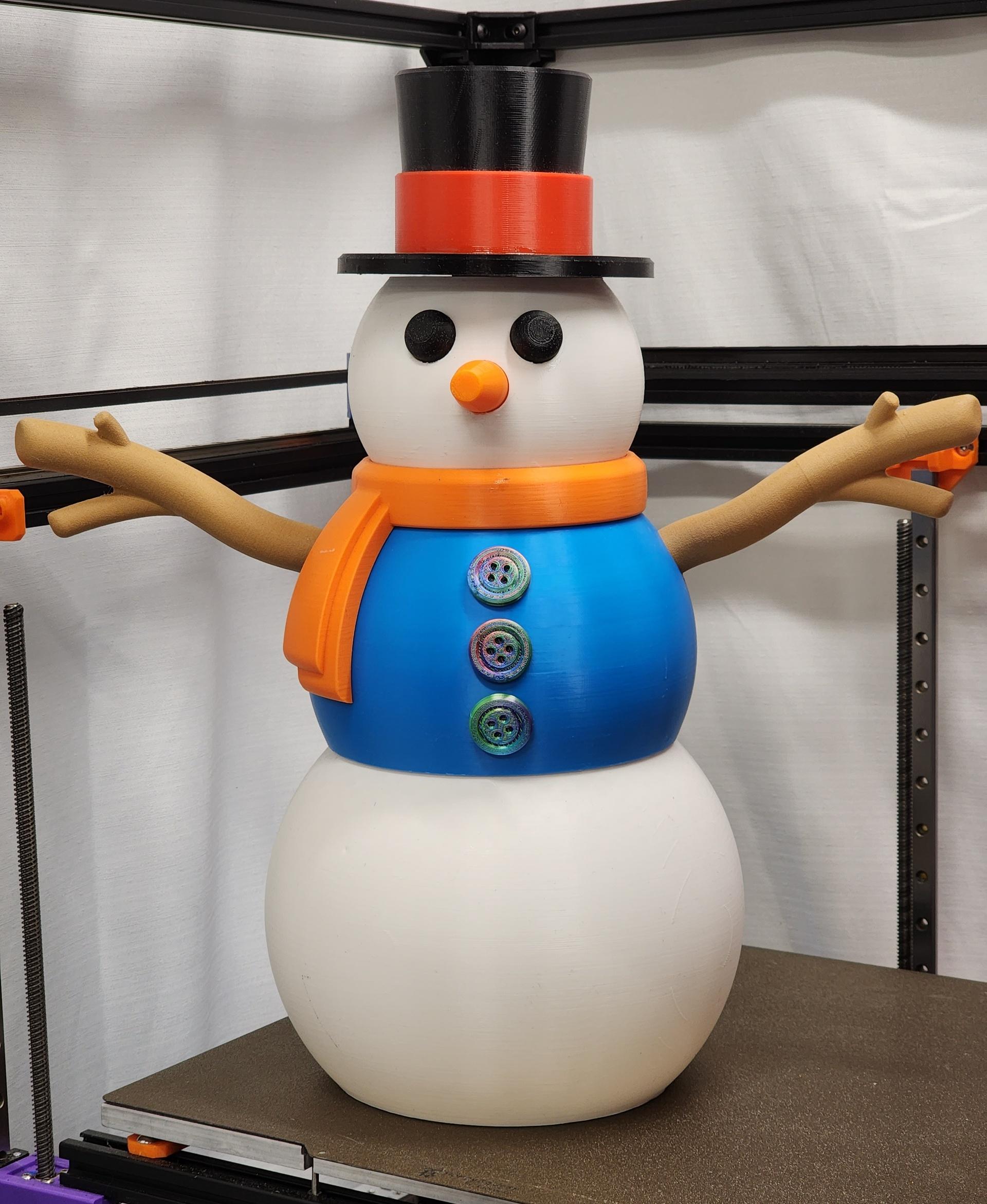 Giant Snowman Fidget - Love this model! Printed in various filaments including Polymaker Polysmooth (unsmoothed), TH3D Tri-Silk, and Polymaker LW-PLA - 3d model