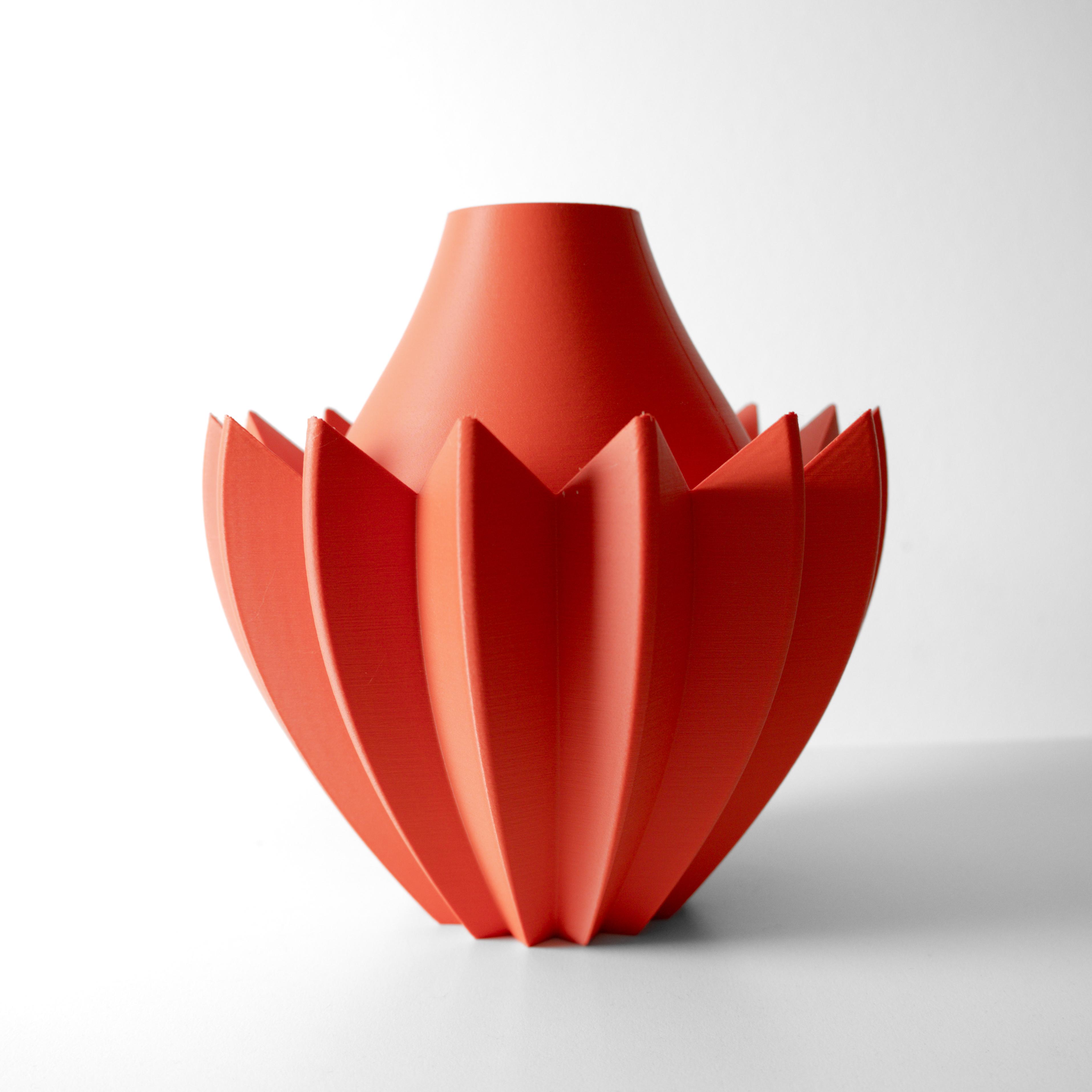 The Makio Vase, Modern and Unique Home Decor for Dried and Preserved Flower Arrangement  | STL File 3d model