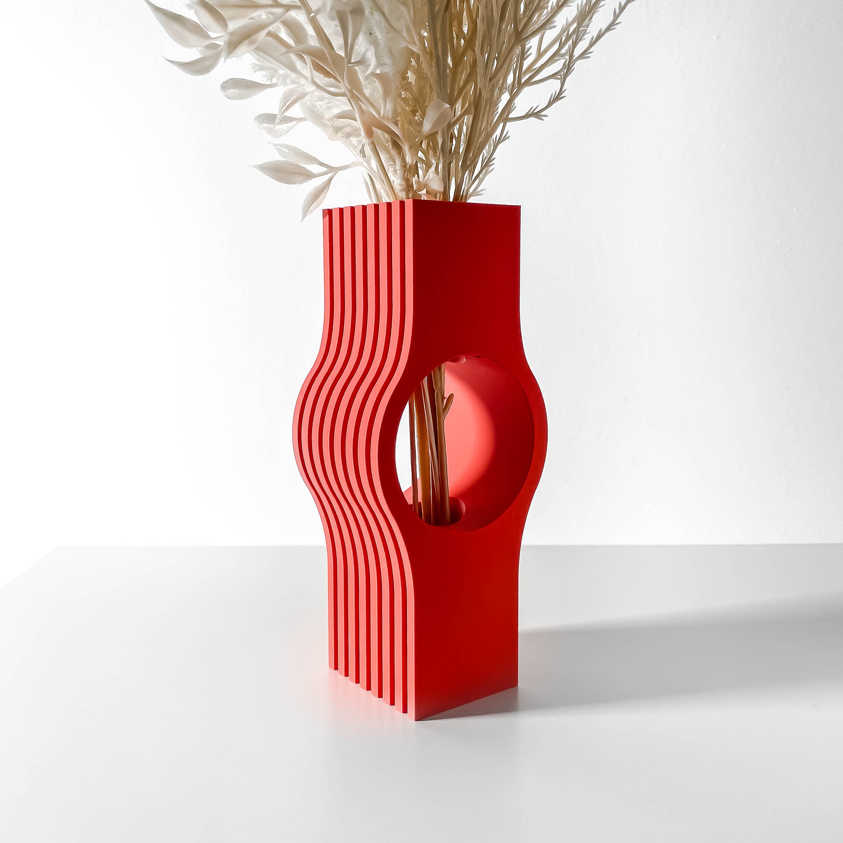 The Nallo Vase, Modern and Unique Home Decor for Dried and Preserved Flower Arrangement | STL File 3d model