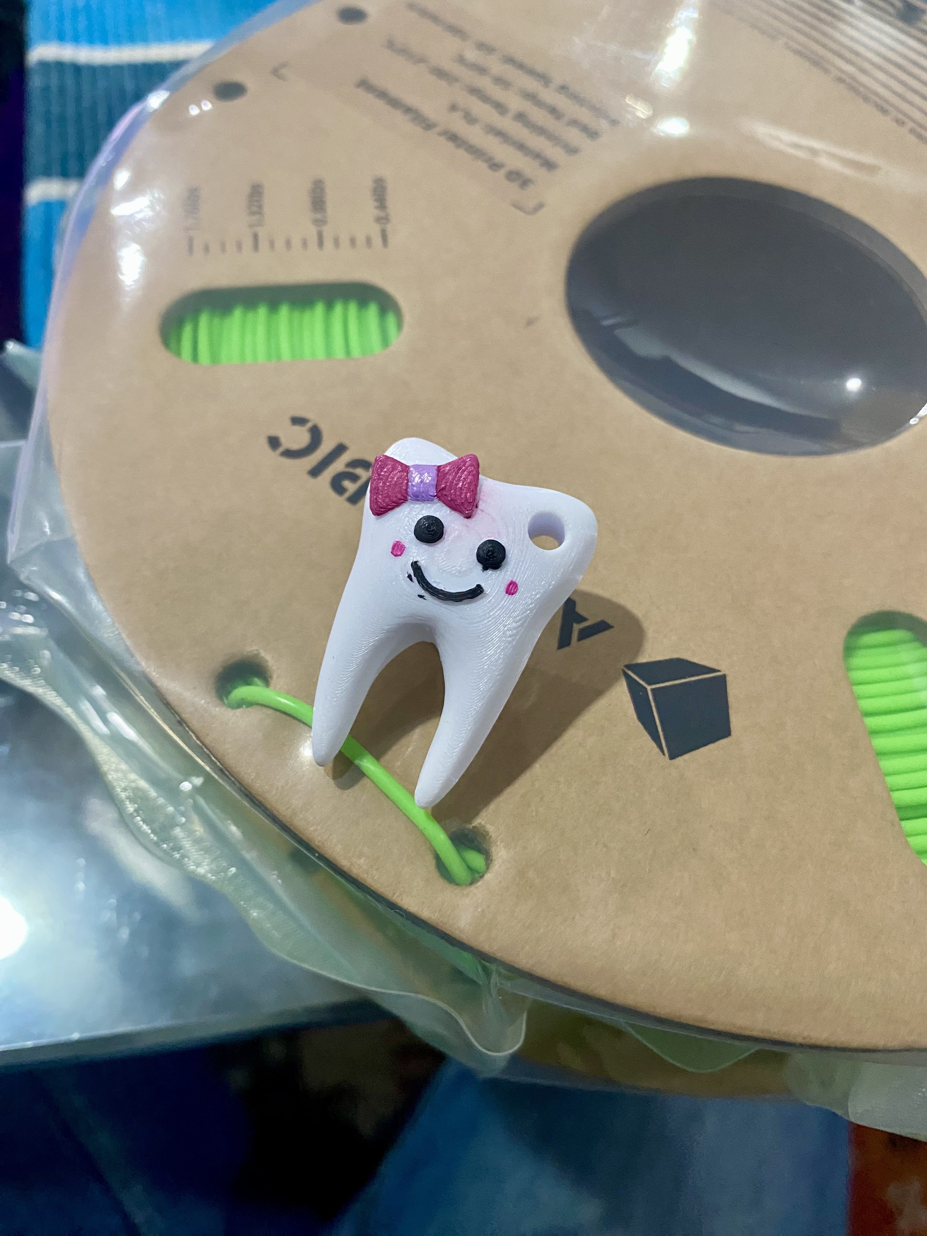 Cute Tooth Keychain 3d model