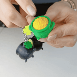 St. Patrick's Day Pot Gold Clicker Keychain! Fun Toy Clicky 3d model