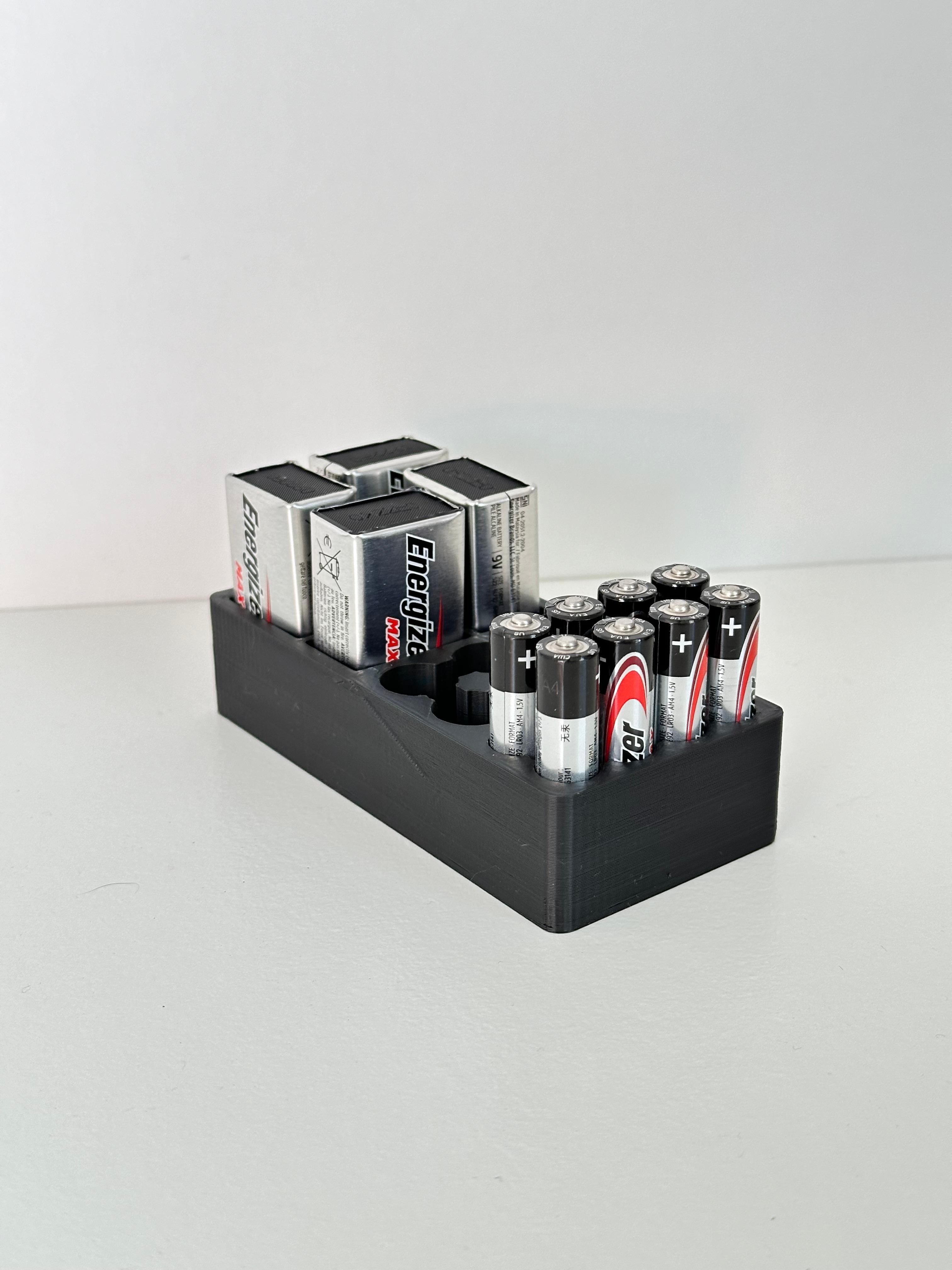 Simple Battery Holder for AAA, AA, 9v 3d model