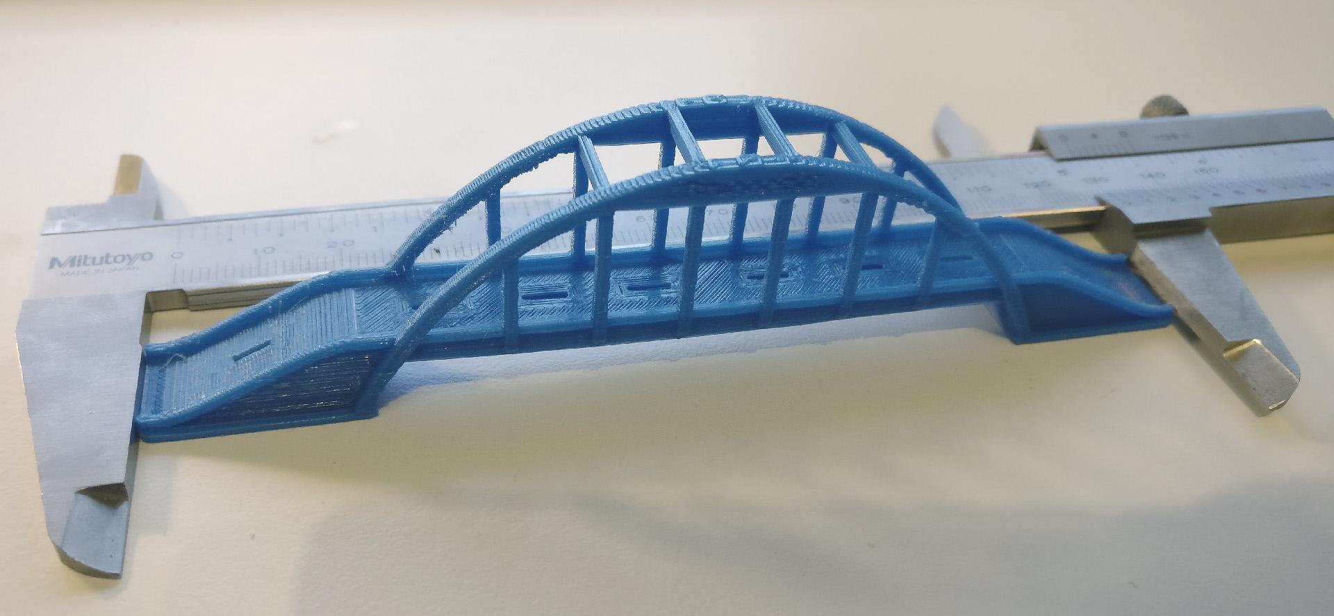 "Bruggetje" - Bridging & Overhang test - 1:1 scale printed. 130mm long - 3d model