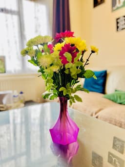 Table Top Vase 3d model