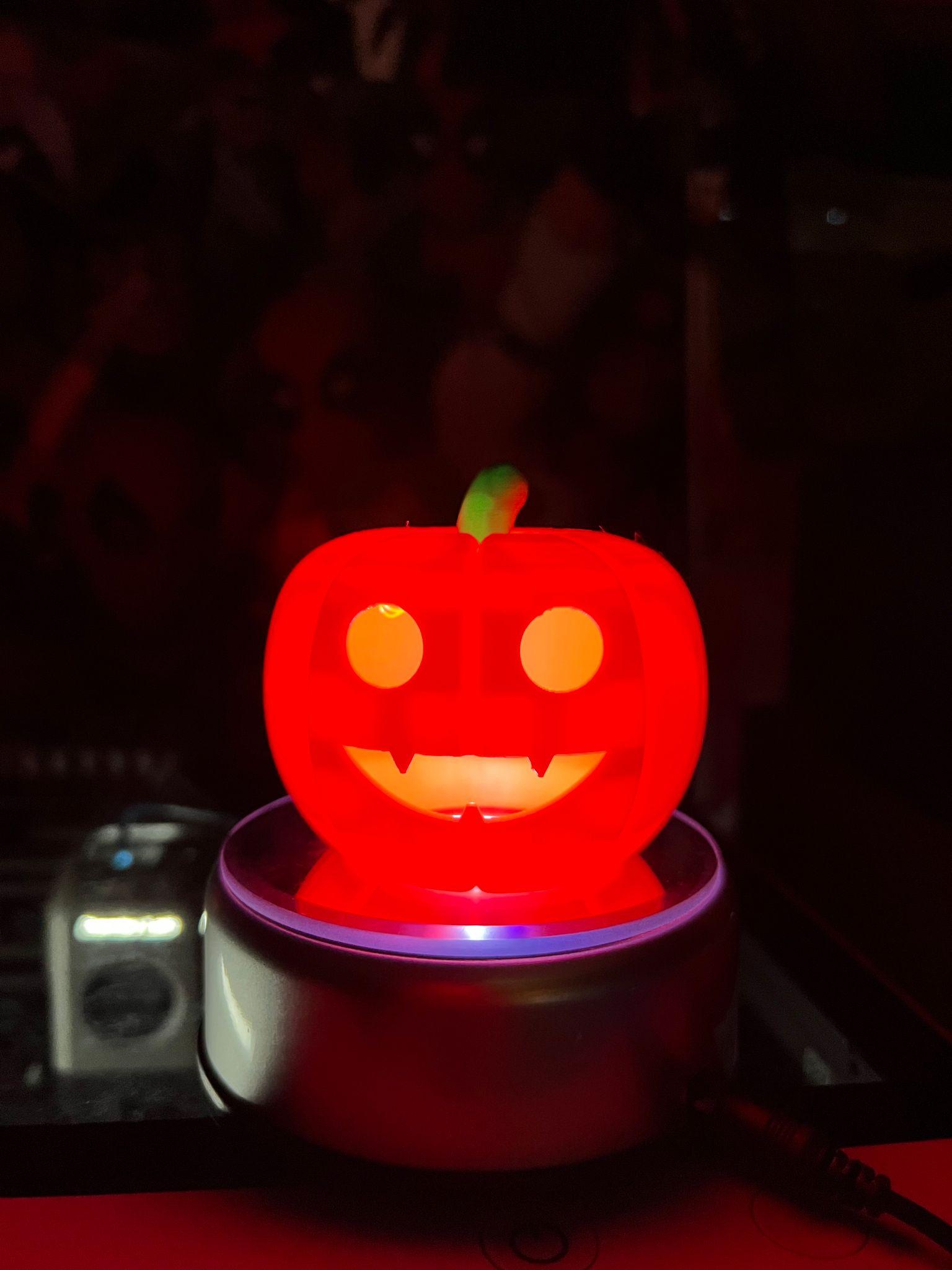 Pumkin Pals - Jack O Lantern - Happy 3d model