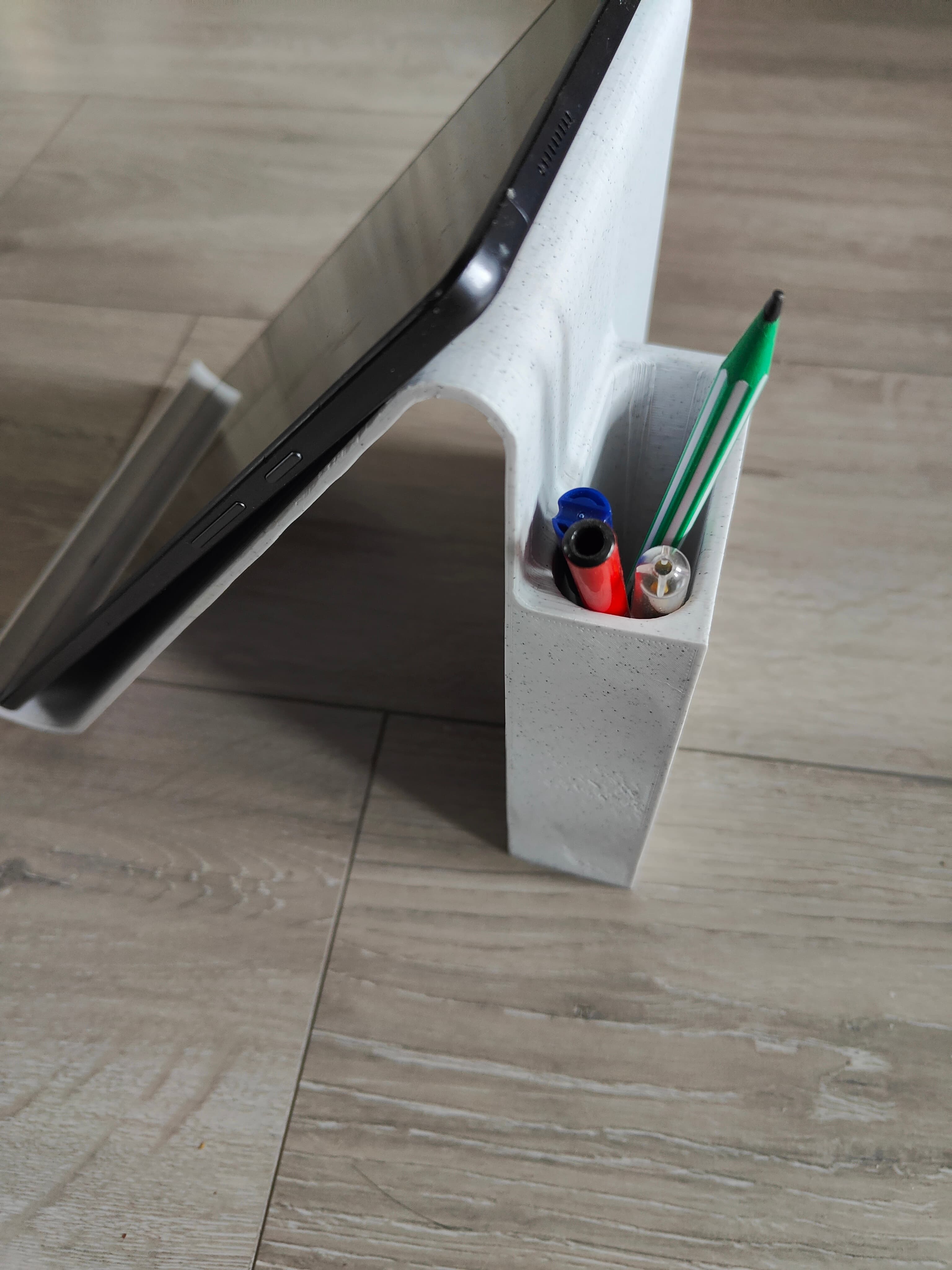 Tablet Stand with Pen Holder 3d model
