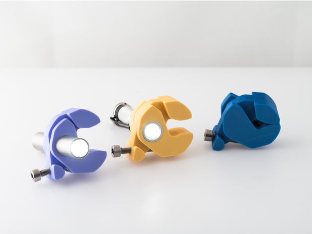 Flashlight clamp 3d model