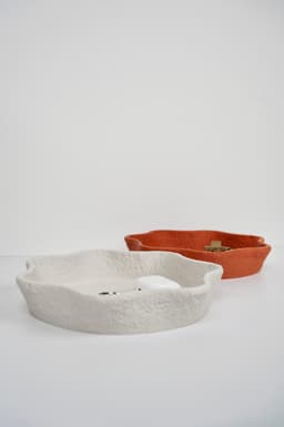 CLAYTIS Organic Catch All Tray | 3D Printable Wavy Key Tray | Textured Minimalist Jewelry Dish 3d model