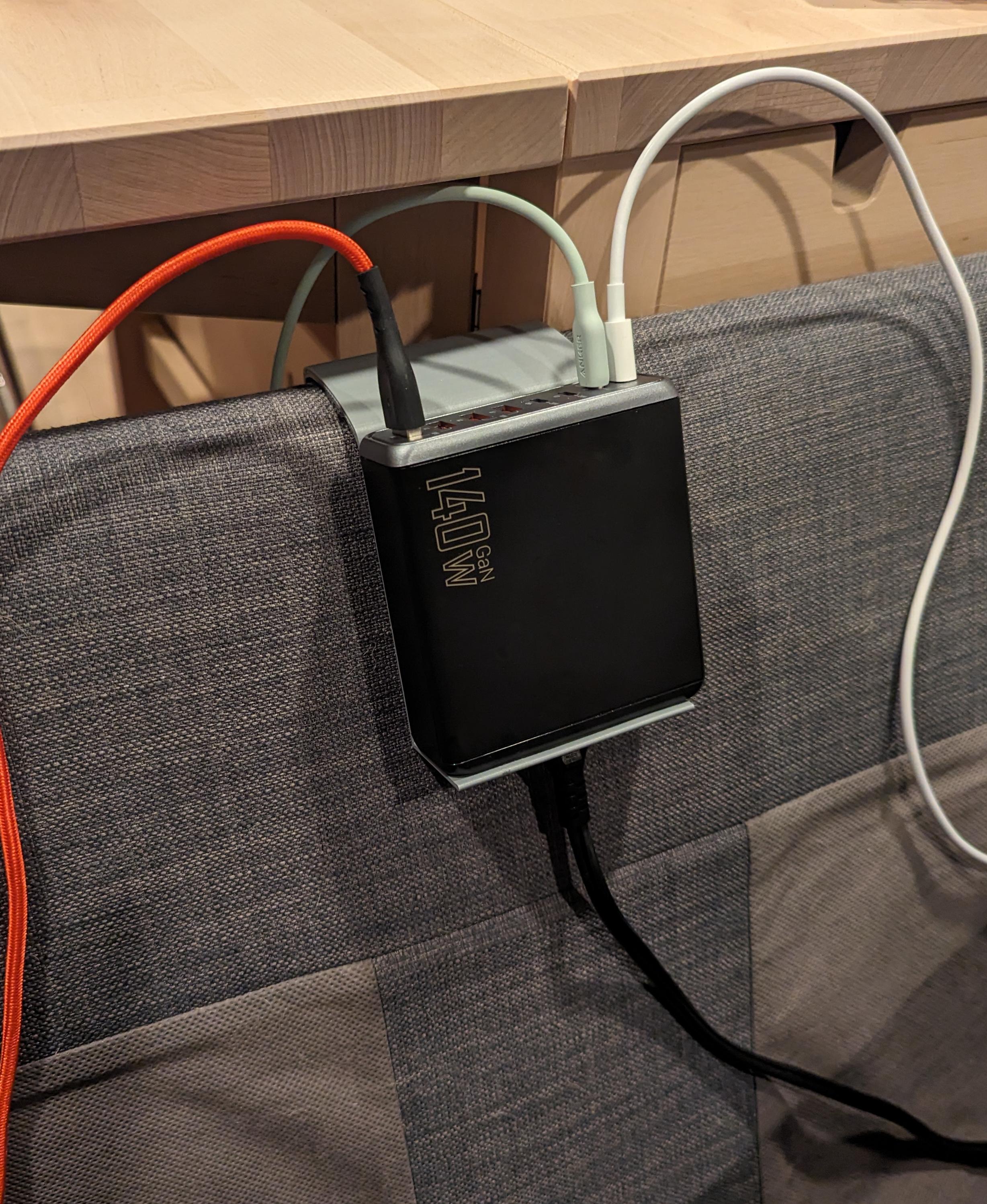 USB Charging Block Mount for Couch 3d model