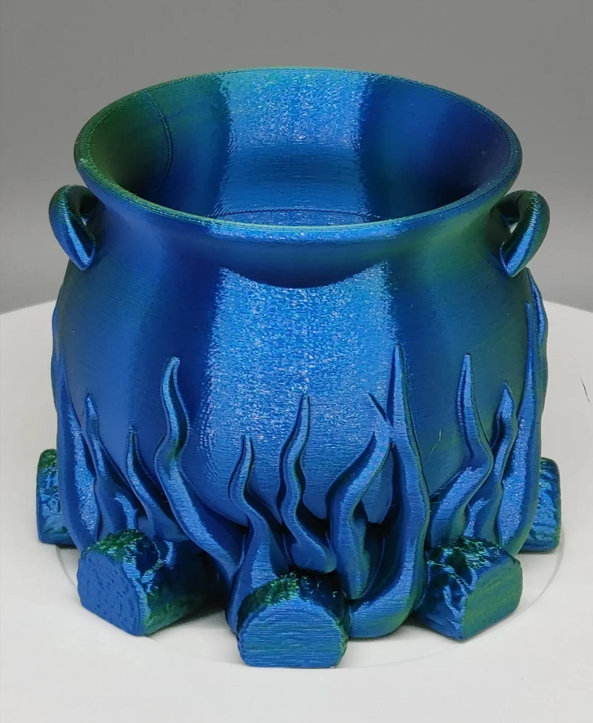 Flaming Cauldron - Another fantastic Halloween model from bugman_140! Printed without supports in Eryone dual color blue/green silk PLA on the MK3S+. I think it turned out beautifully! Such an amazing eye for detail. - 3d model