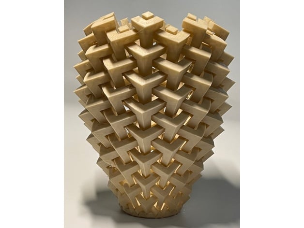 Vase with mesh repaired 3d model