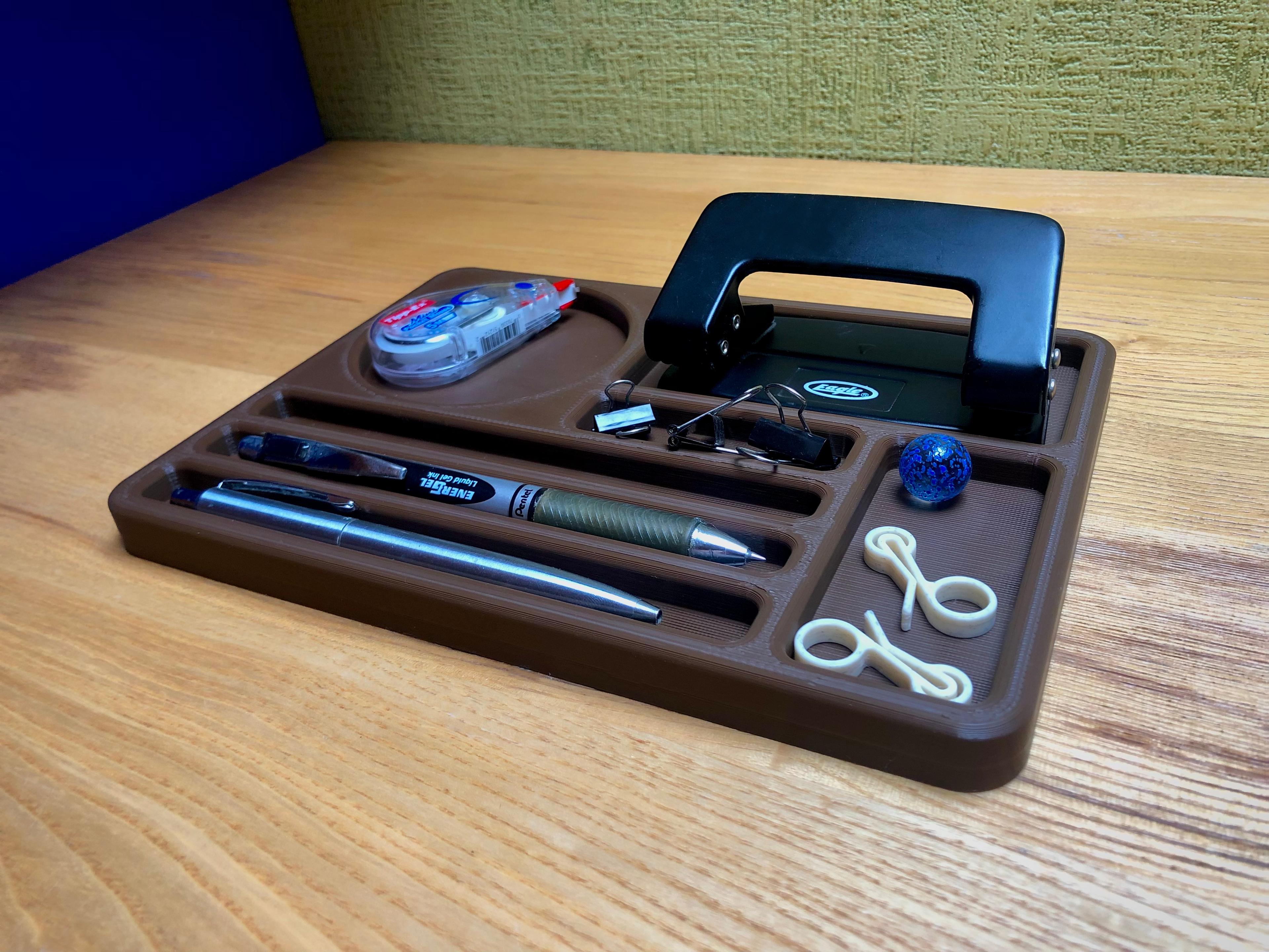 Sleek Desk Organizer 3d model
