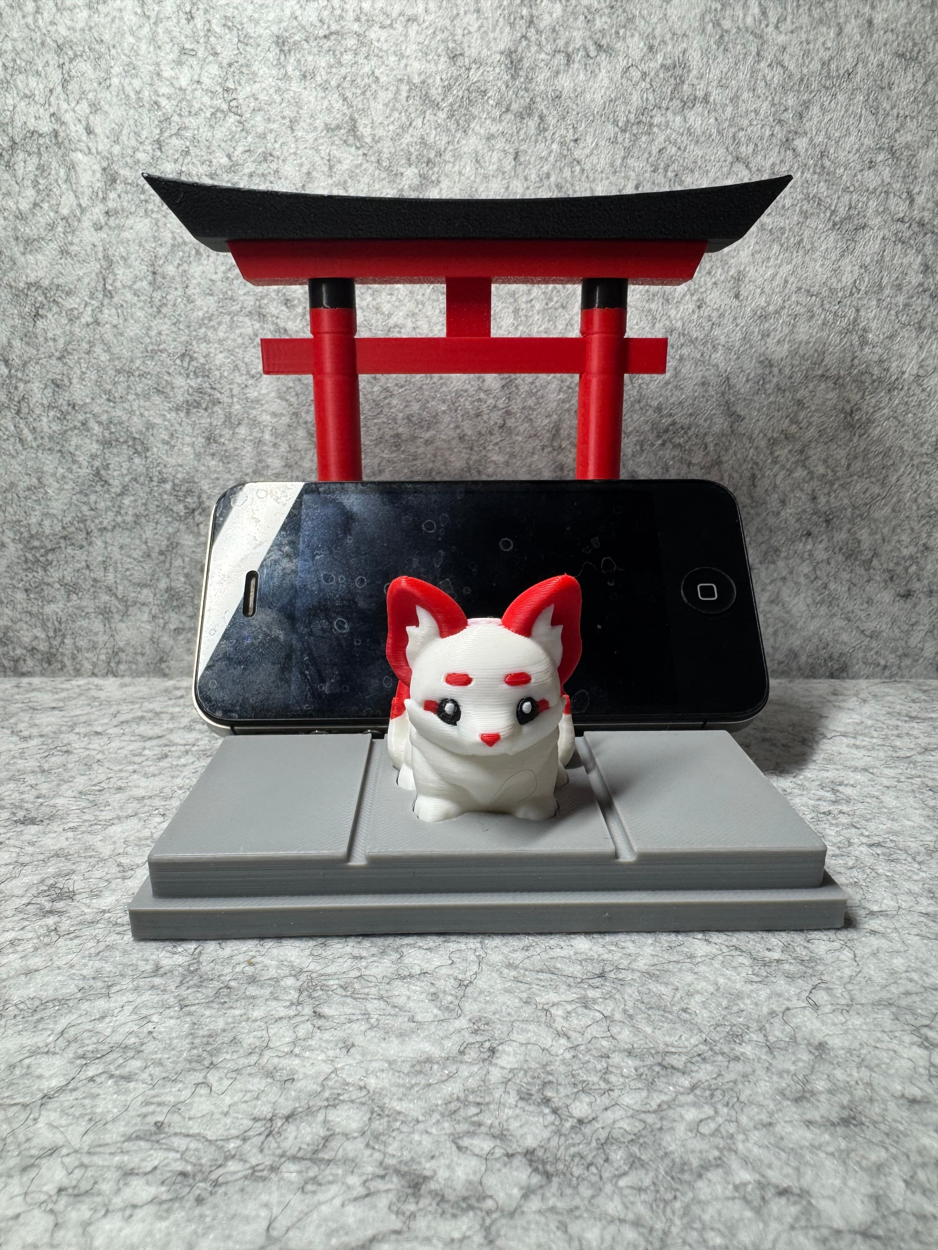 Kitsune Fox Torii Gate Phone Stand 3d model