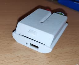 Xbox 360 controller lithium AAA battery case 3d model
