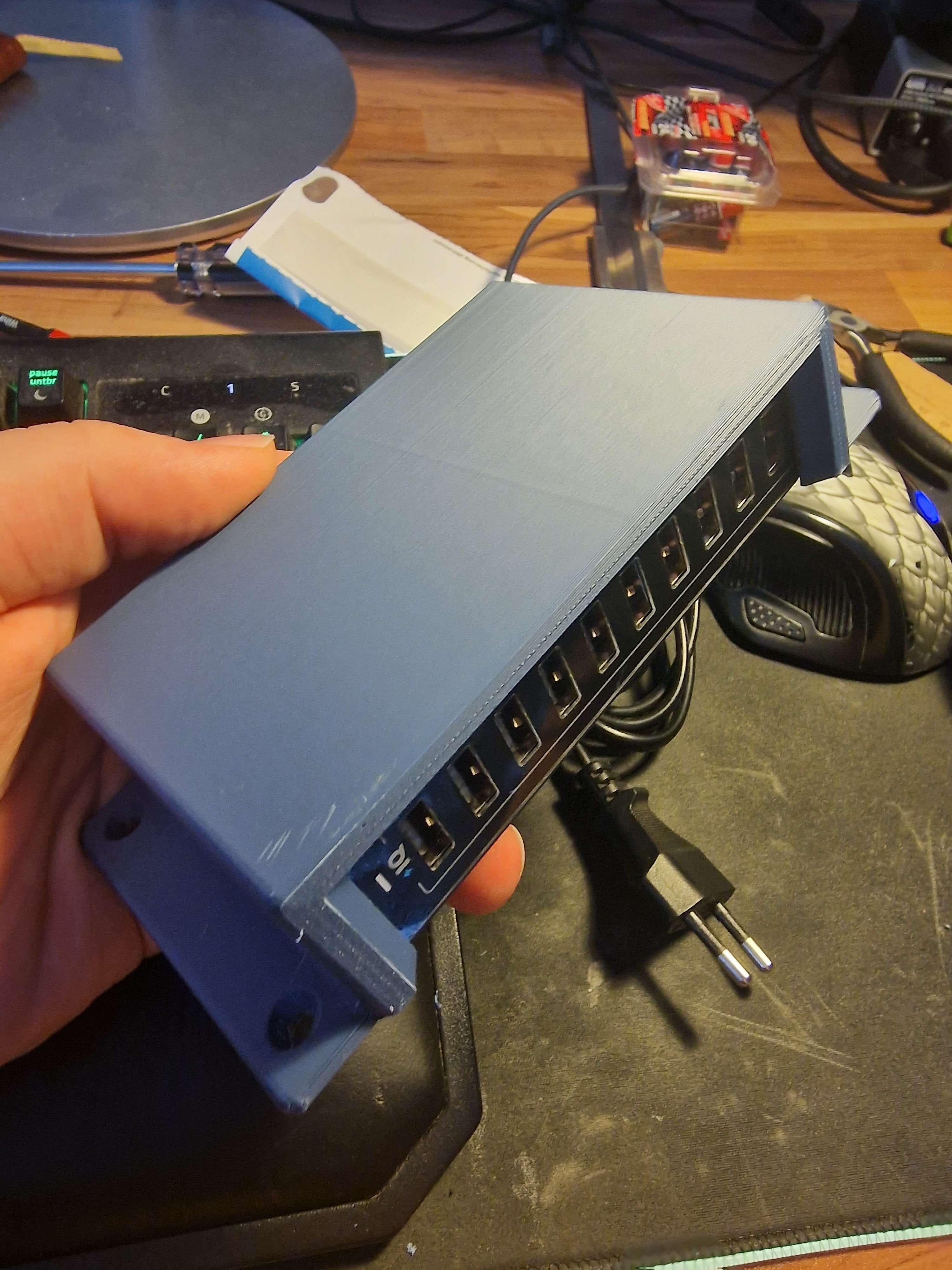 Anker PowerPort10 Wallmount Bracket 3d model